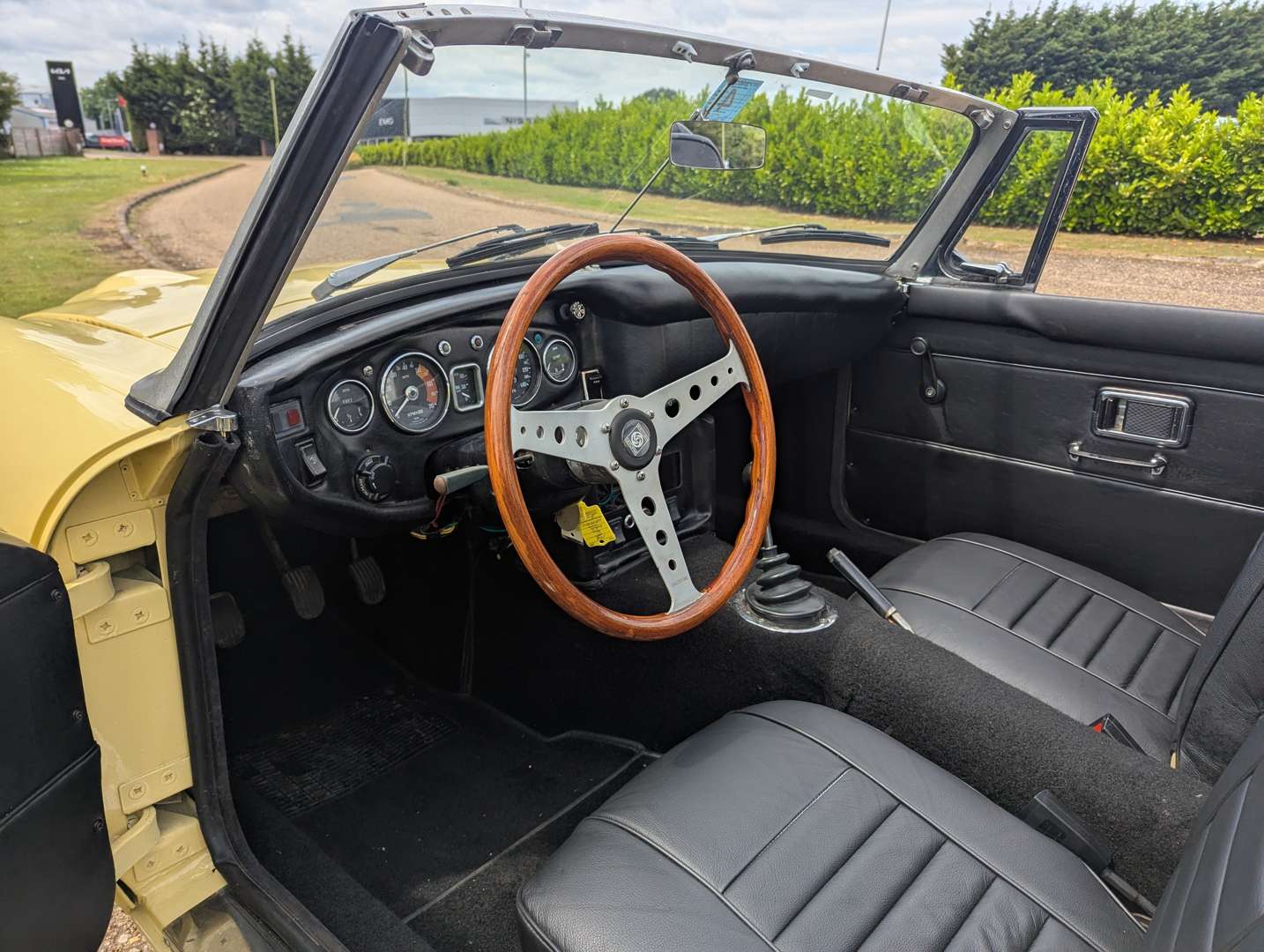 <p>1969 MG C ROADSTER LHD</p>