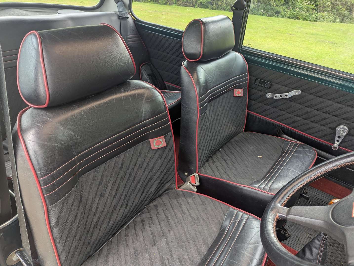 <p>1990 ROVER MINI COOPER RSP</p>