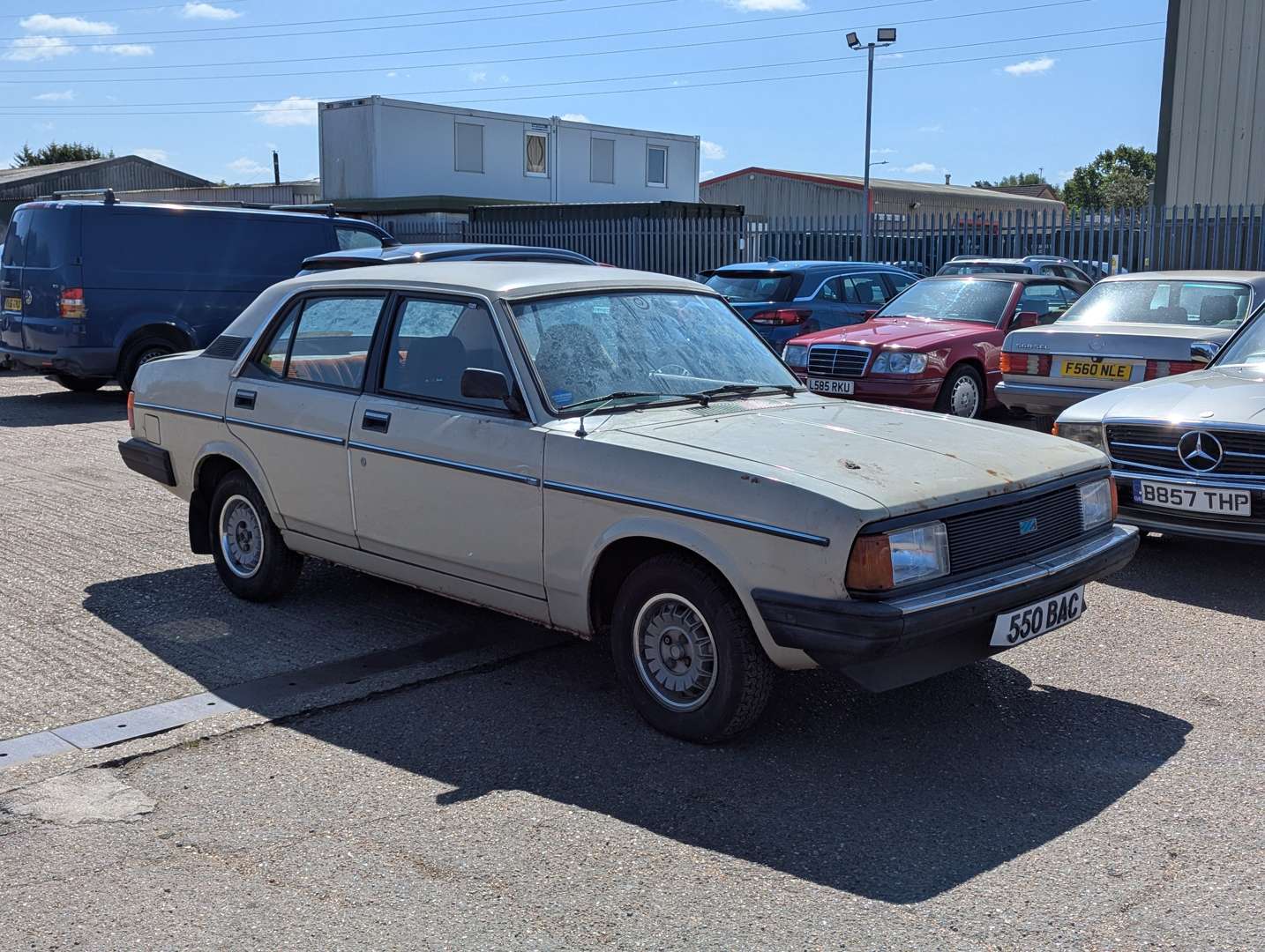 <p>1982 MORRIS ITAL SLX</p>
