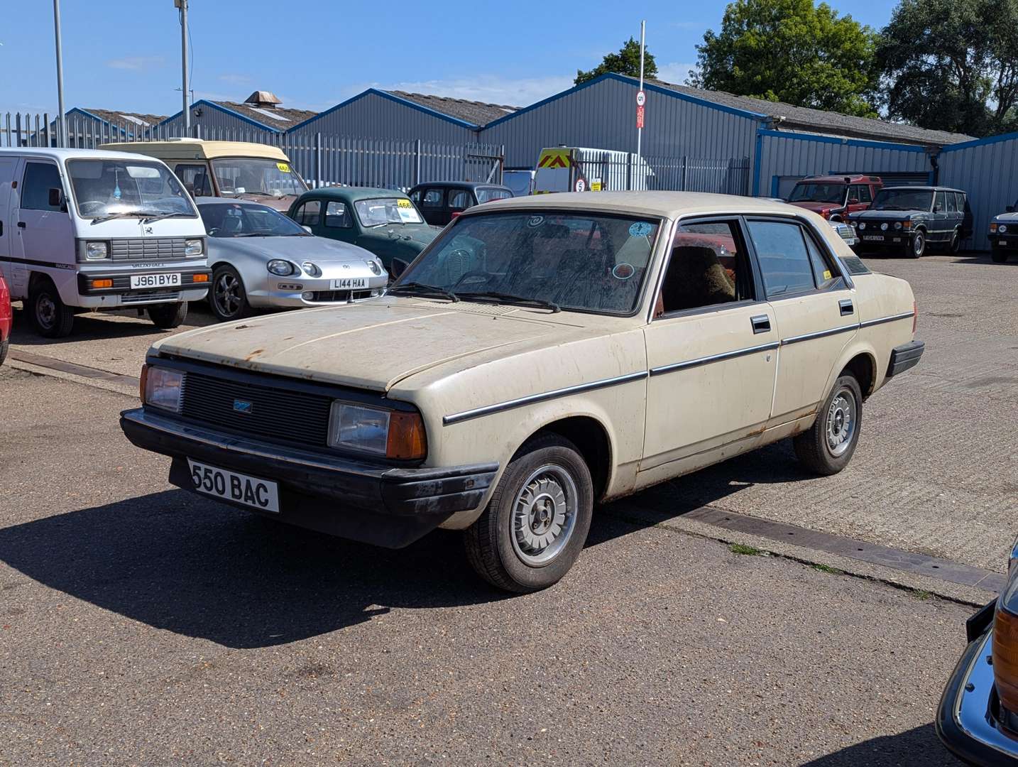<p>1982 MORRIS ITAL SLX</p>