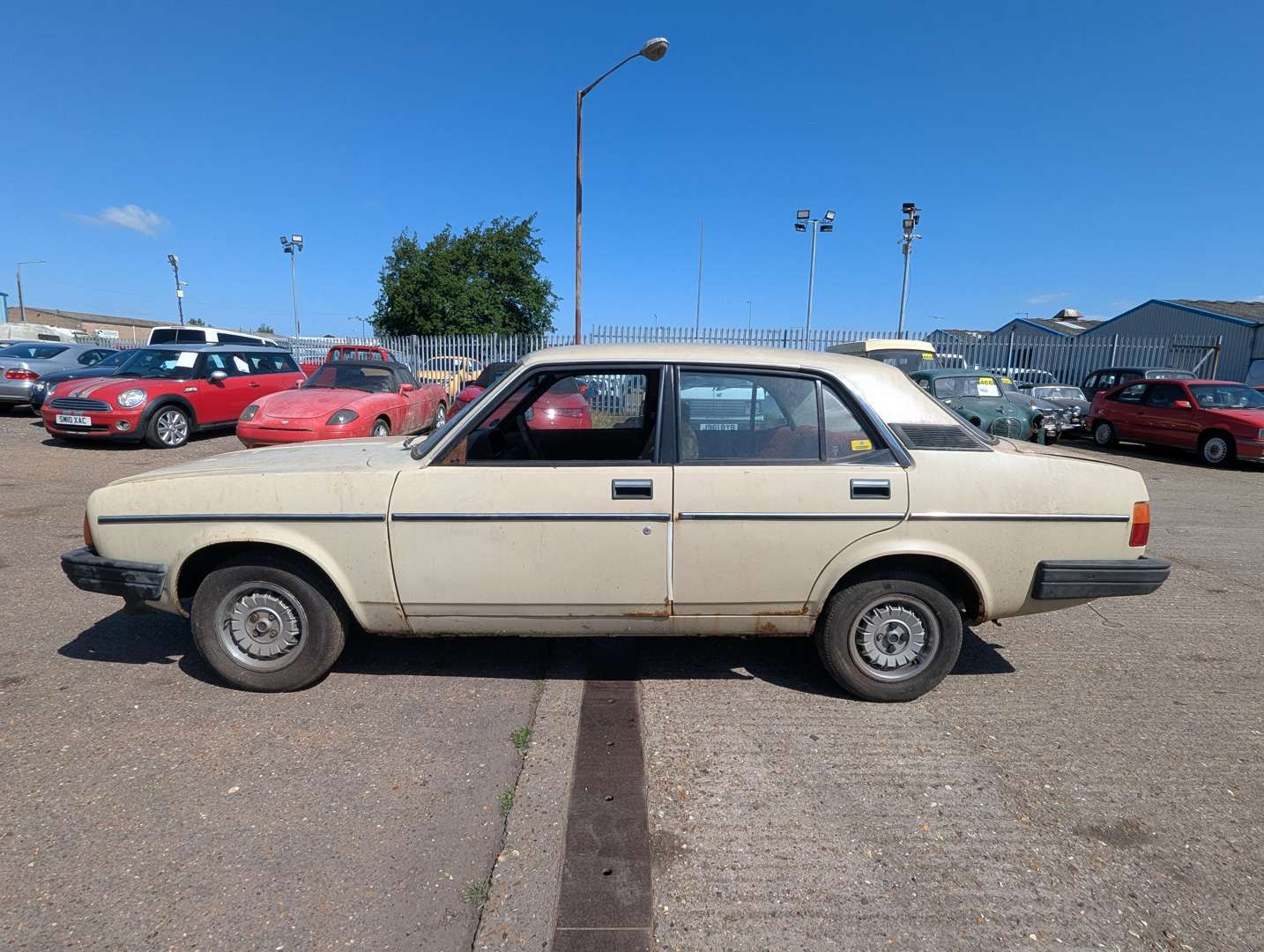 <p>1982 MORRIS ITAL SLX</p>