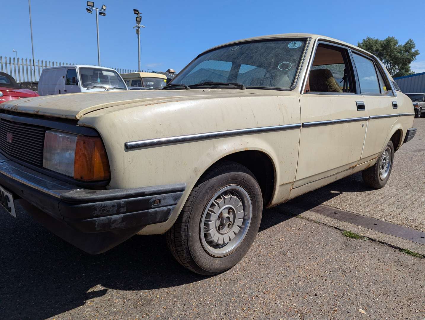 <p>1982 MORRIS ITAL SLX</p>