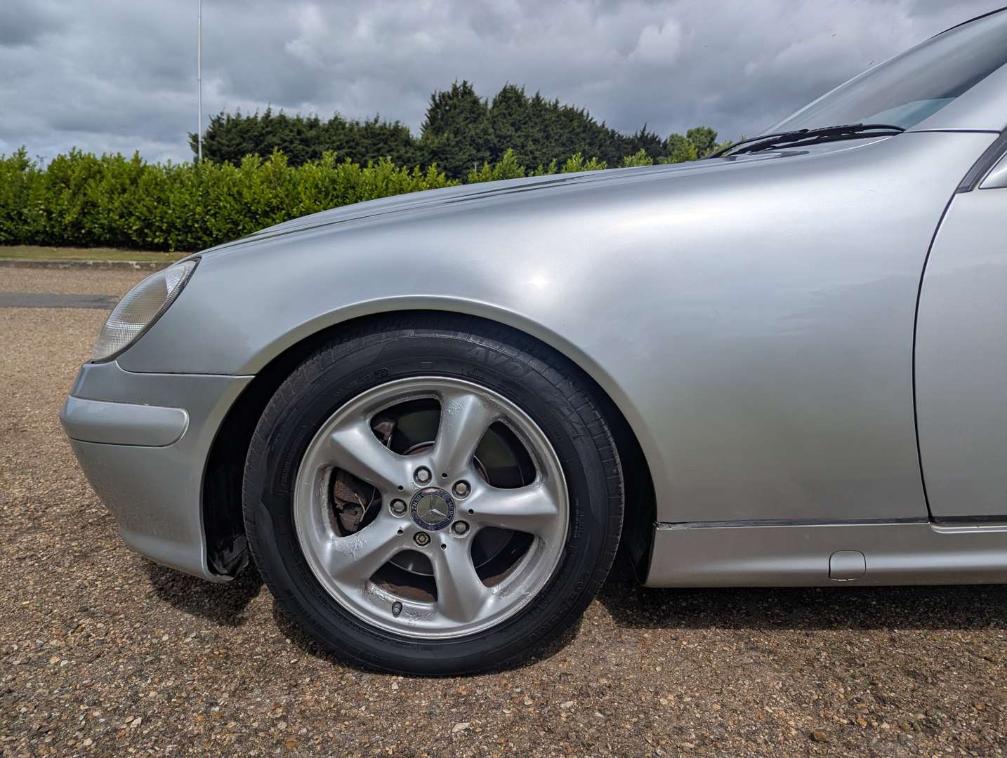 <p>2000 MERCEDES SLK 320 AUTO</p>