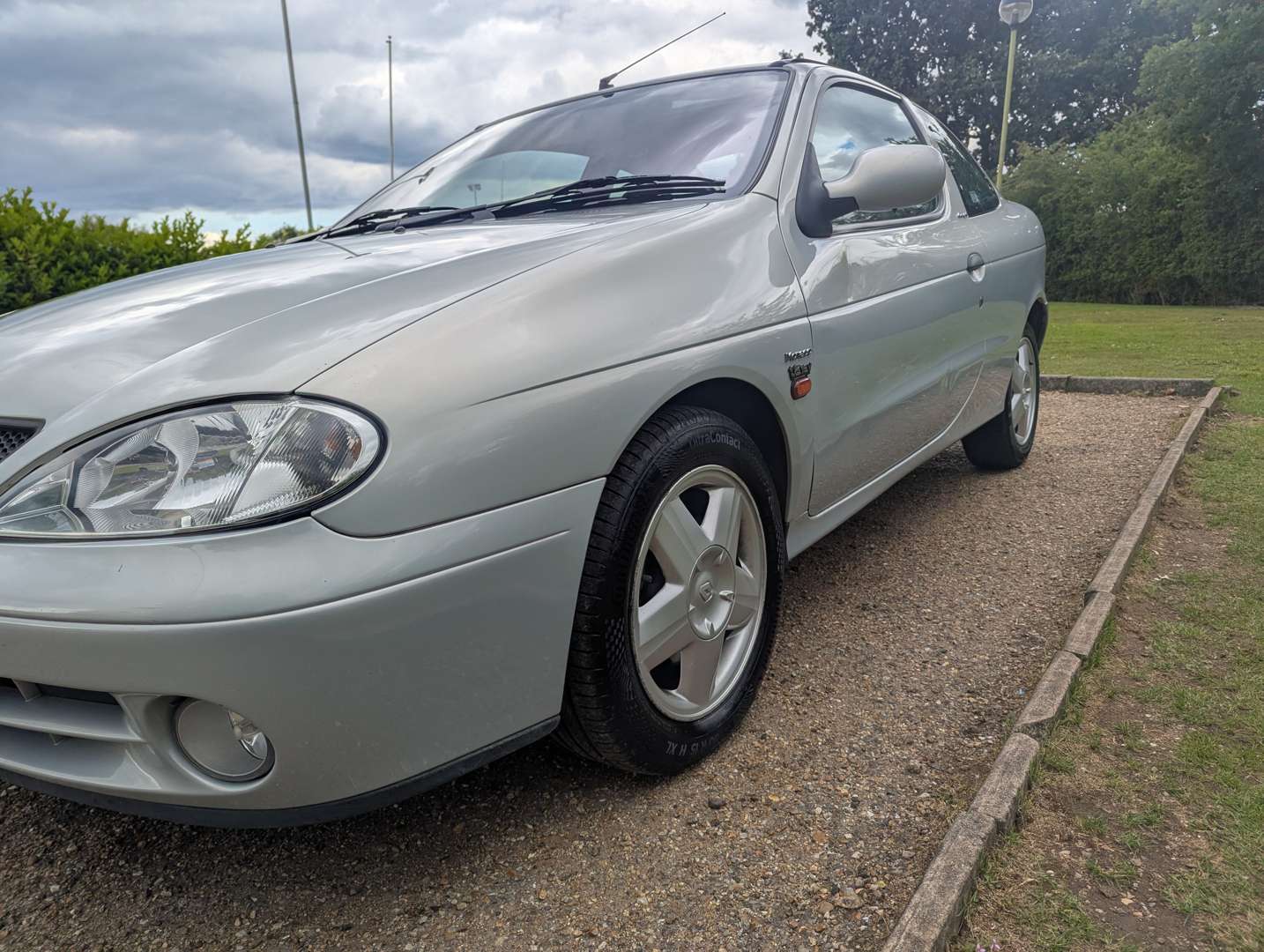 <p>2000 RENAULT MEGANE MONACO COUPE</p>