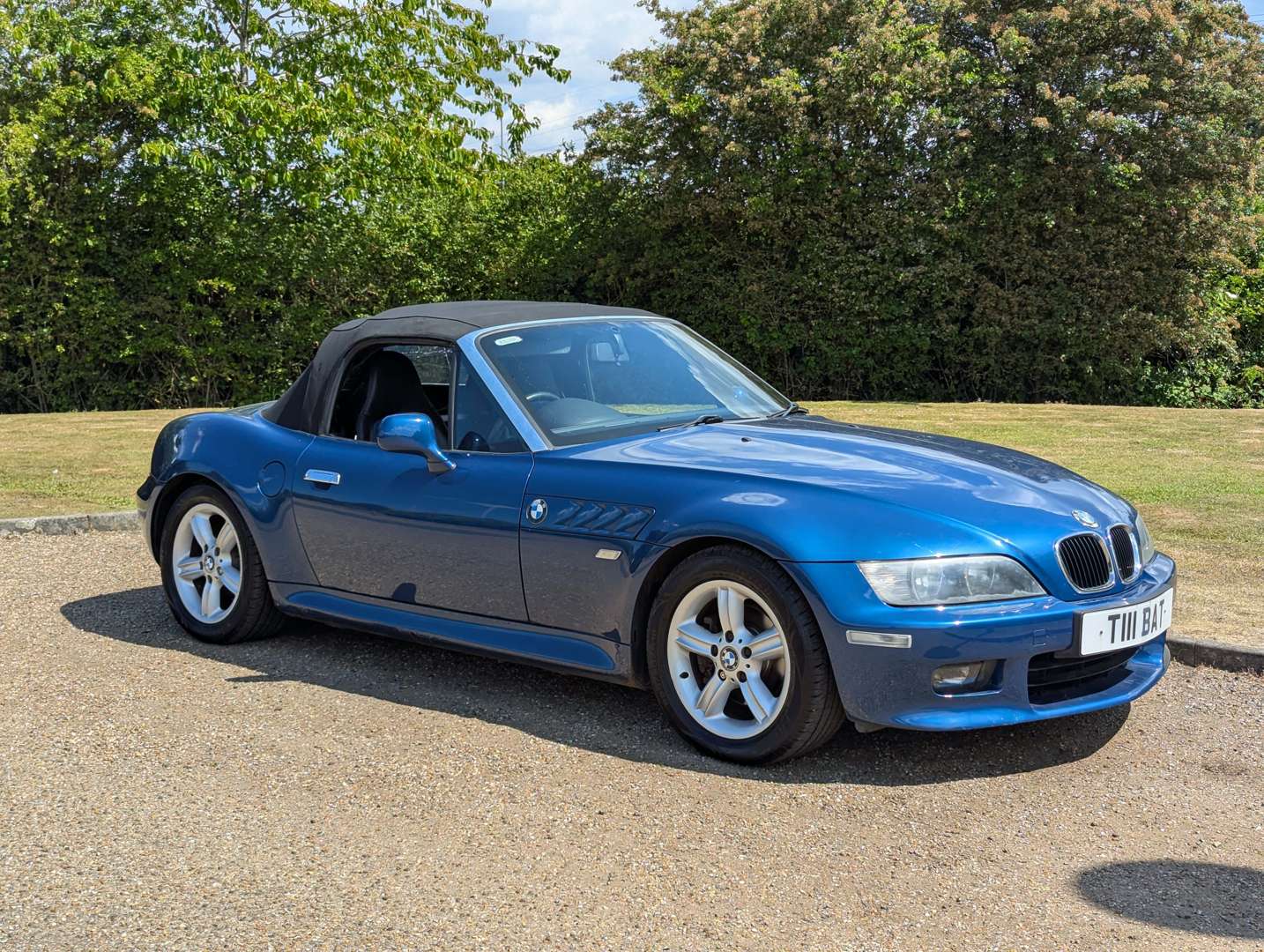 <p>2000 BMW Z3 2.0 M-SPEC</p>