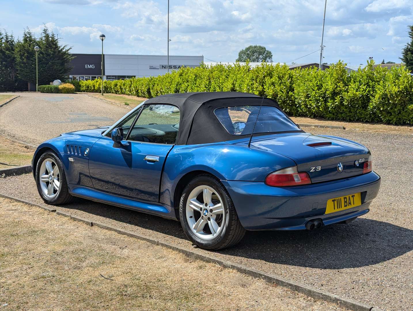 <p>2000 BMW Z3 2.0 M-SPEC</p>