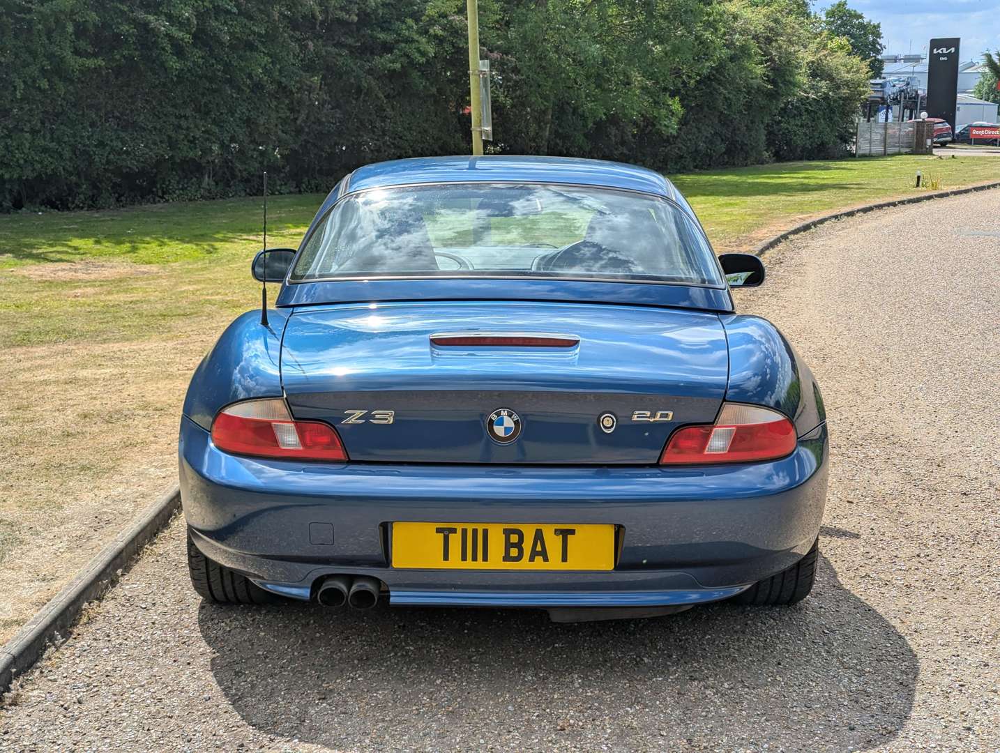 <p>2000 BMW Z3 2.0 M-SPEC</p>
