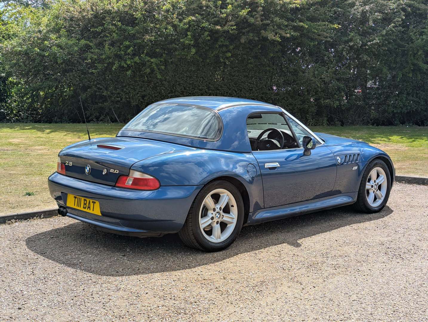 <p>2000 BMW Z3 2.0 M-SPEC</p>