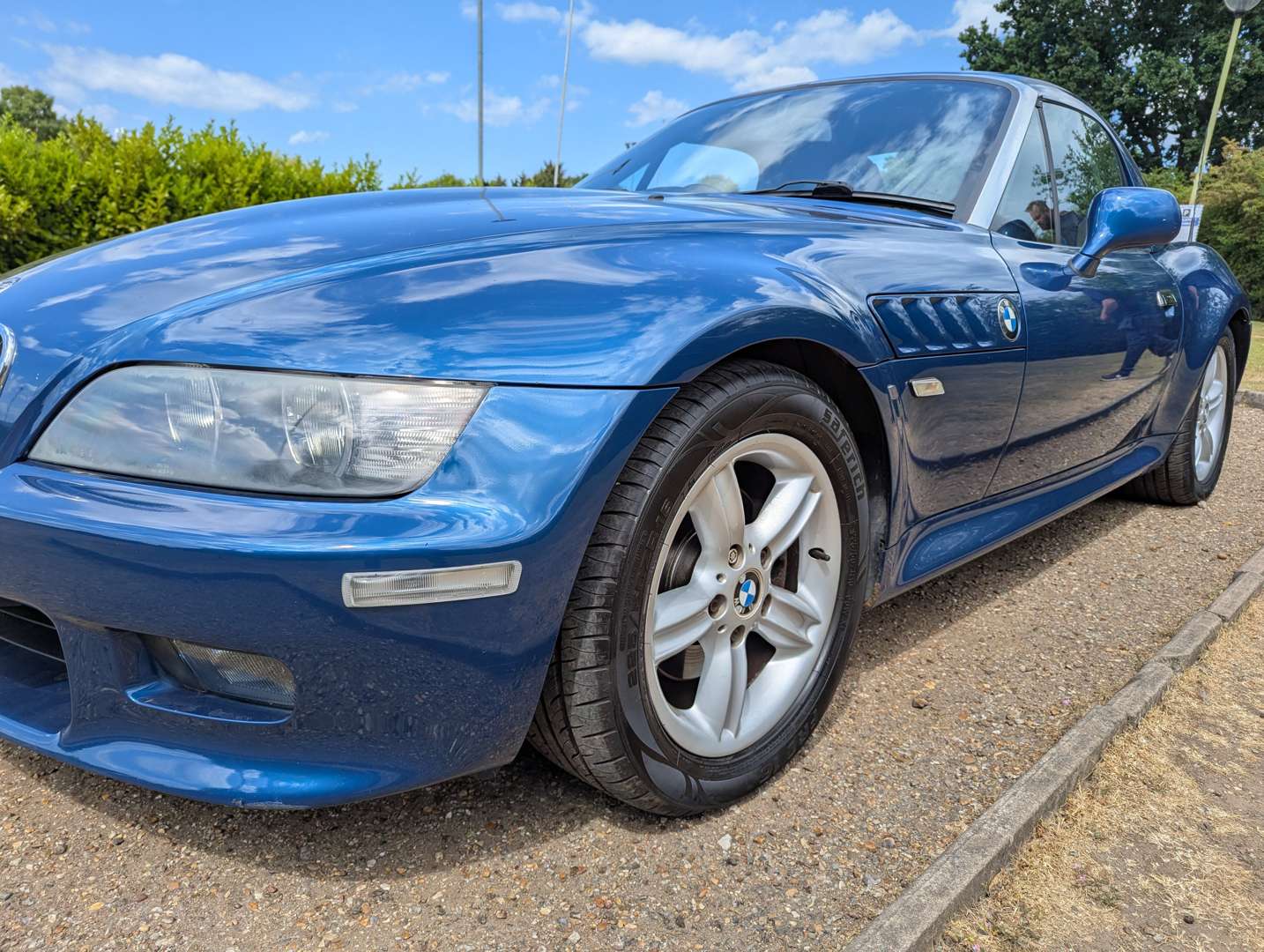 <p>2000 BMW Z3 2.0 M-SPEC</p>