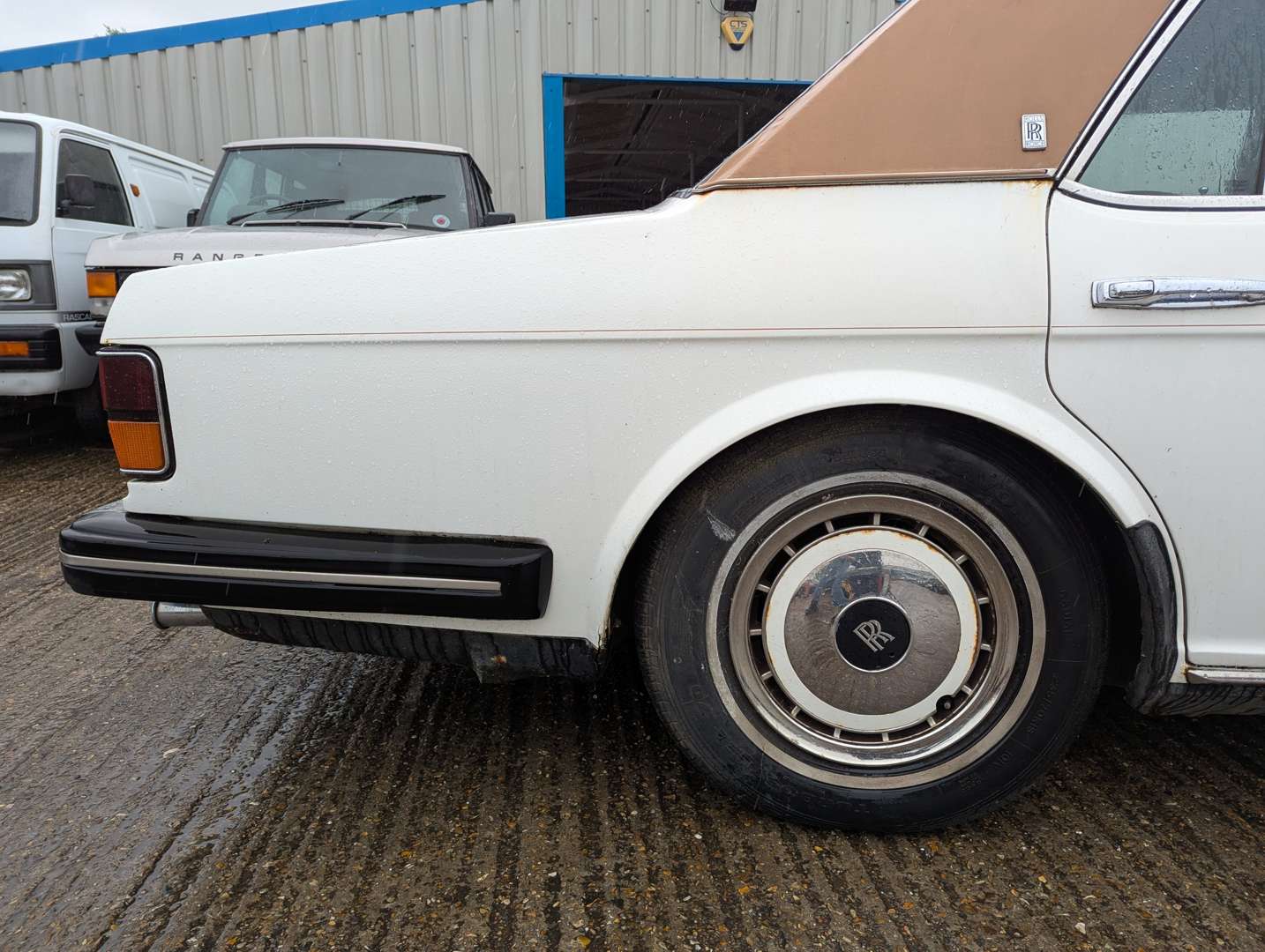 <p>1992 ROLLS ROYCE SILVER SPUR II</p>