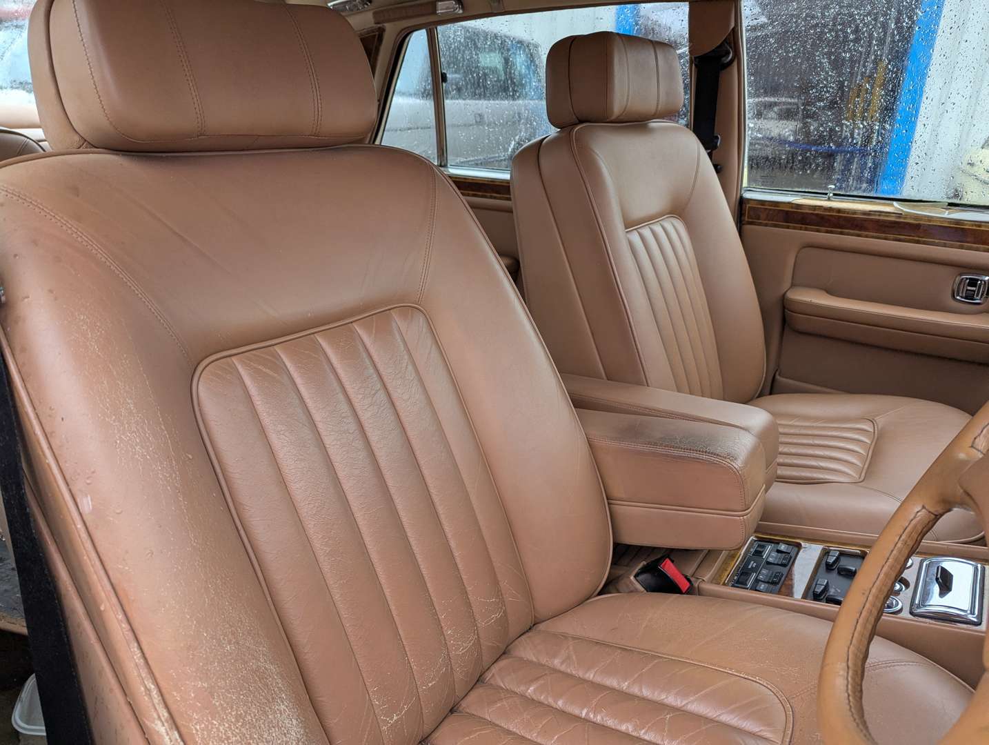 <p>1992 ROLLS ROYCE SILVER SPUR II</p>