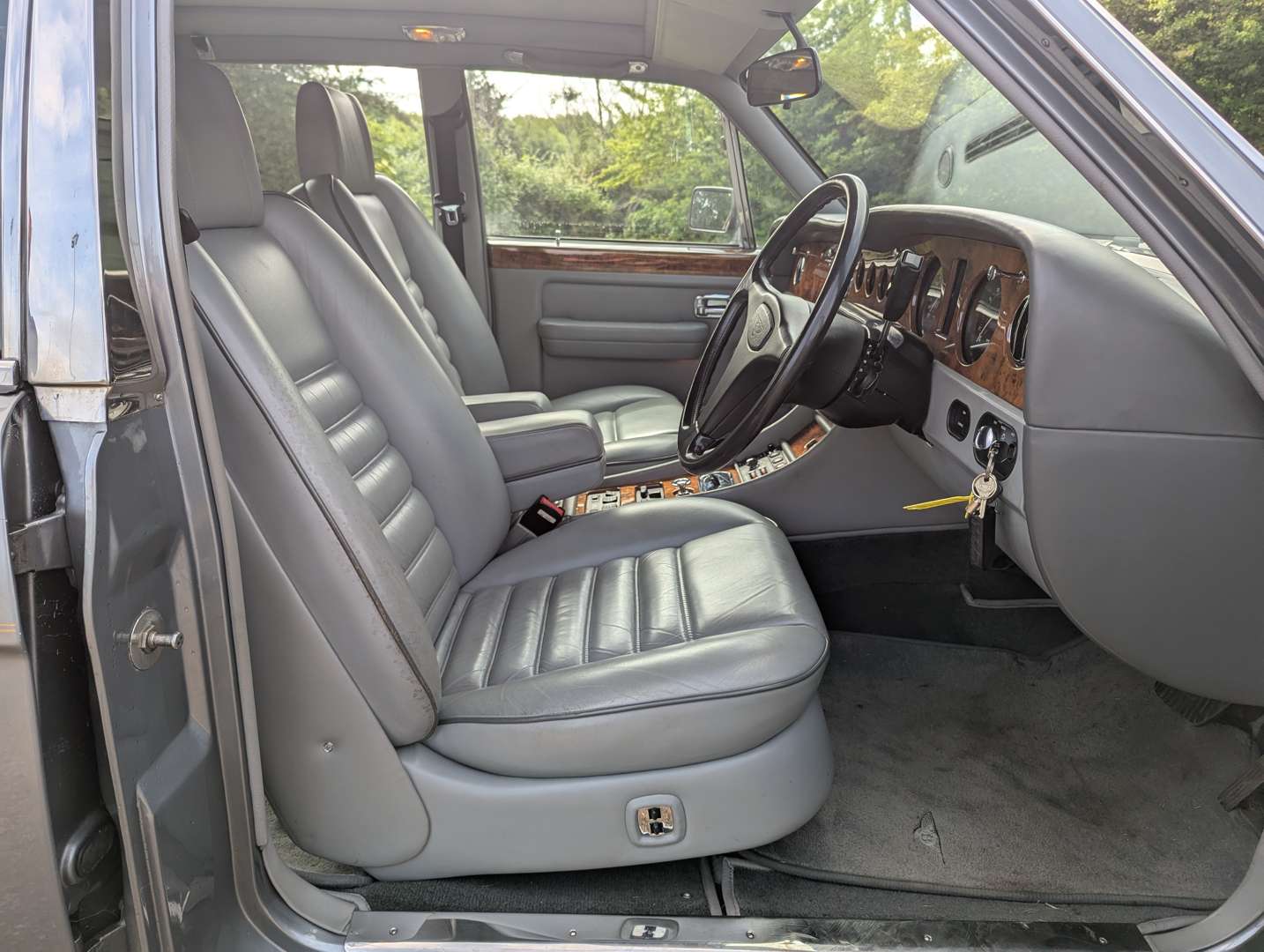 <p>1990 BENTLEY TURBO R</p>