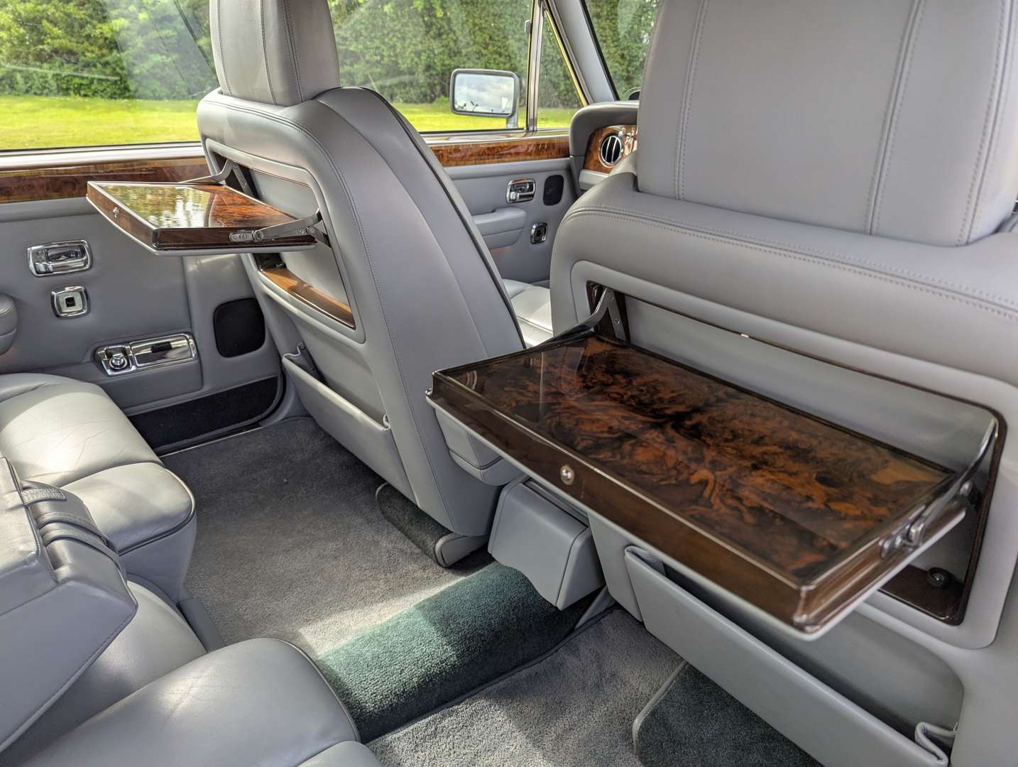 <p>1990 BENTLEY TURBO R</p>