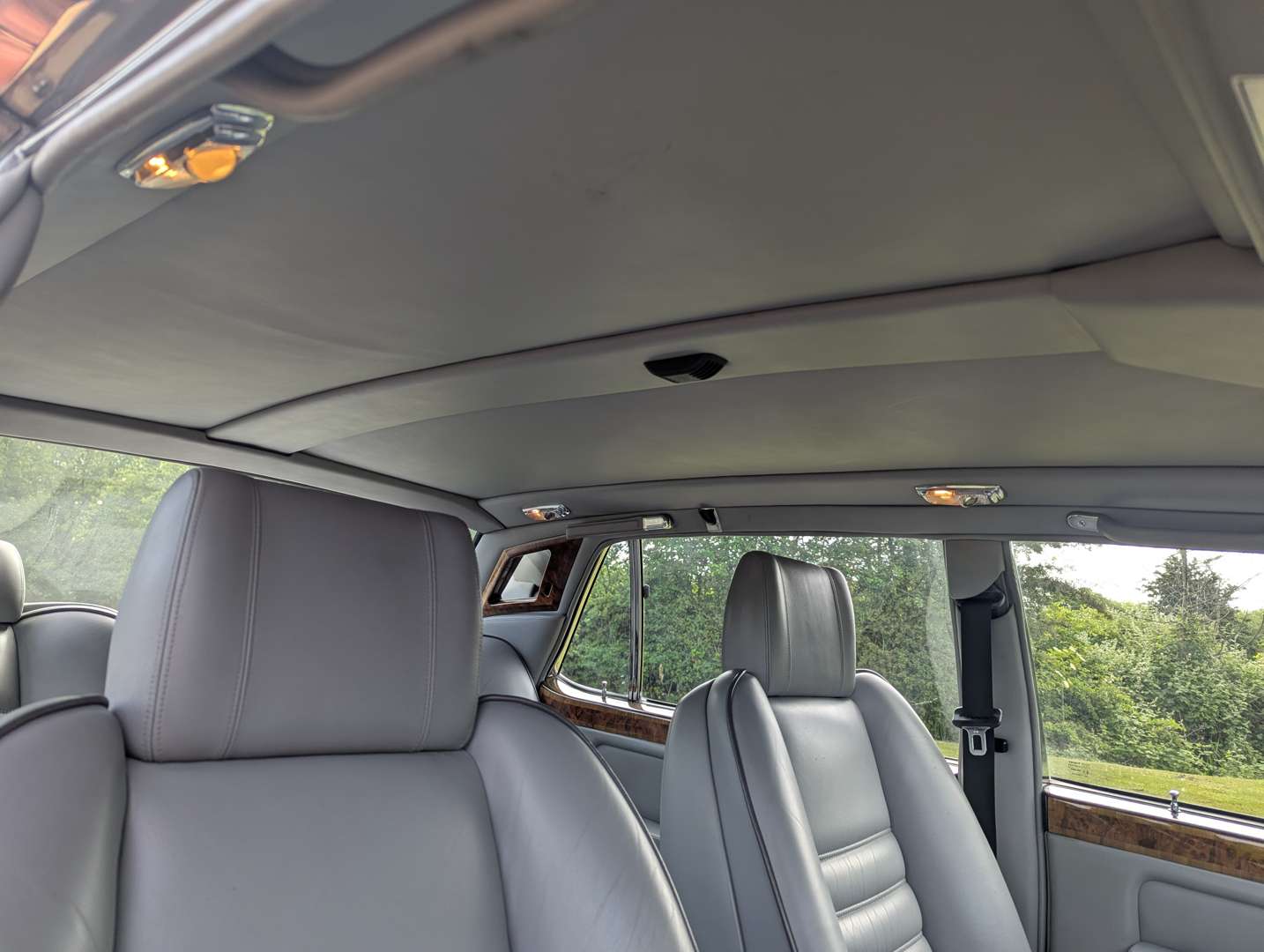 <p>1990 BENTLEY TURBO R</p>