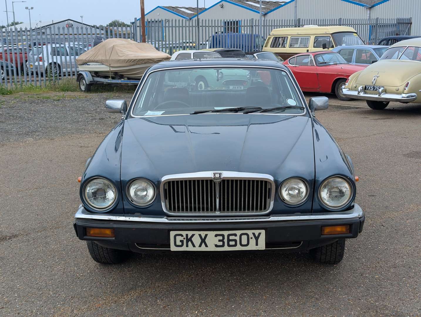 <p>1982 JAGUAR XJ6 4.2 MANUAL SIII</p>