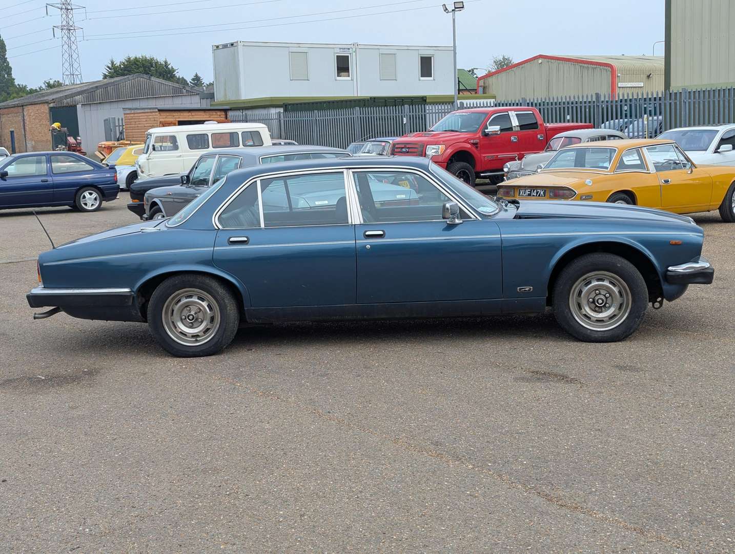 <p>1982 JAGUAR XJ6 4.2 MANUAL SIII</p>