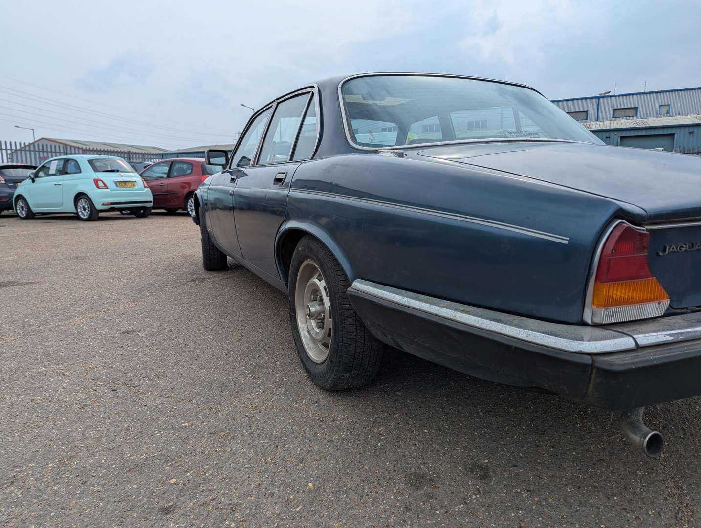 <p>1982 JAGUAR XJ6 4.2 MANUAL SIII</p>