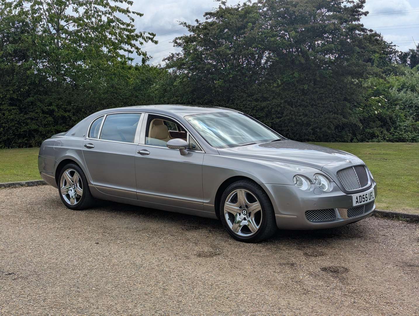 <p>2006 BENTLEY CONTINENTAL FLYING SPUR AUTO</p>