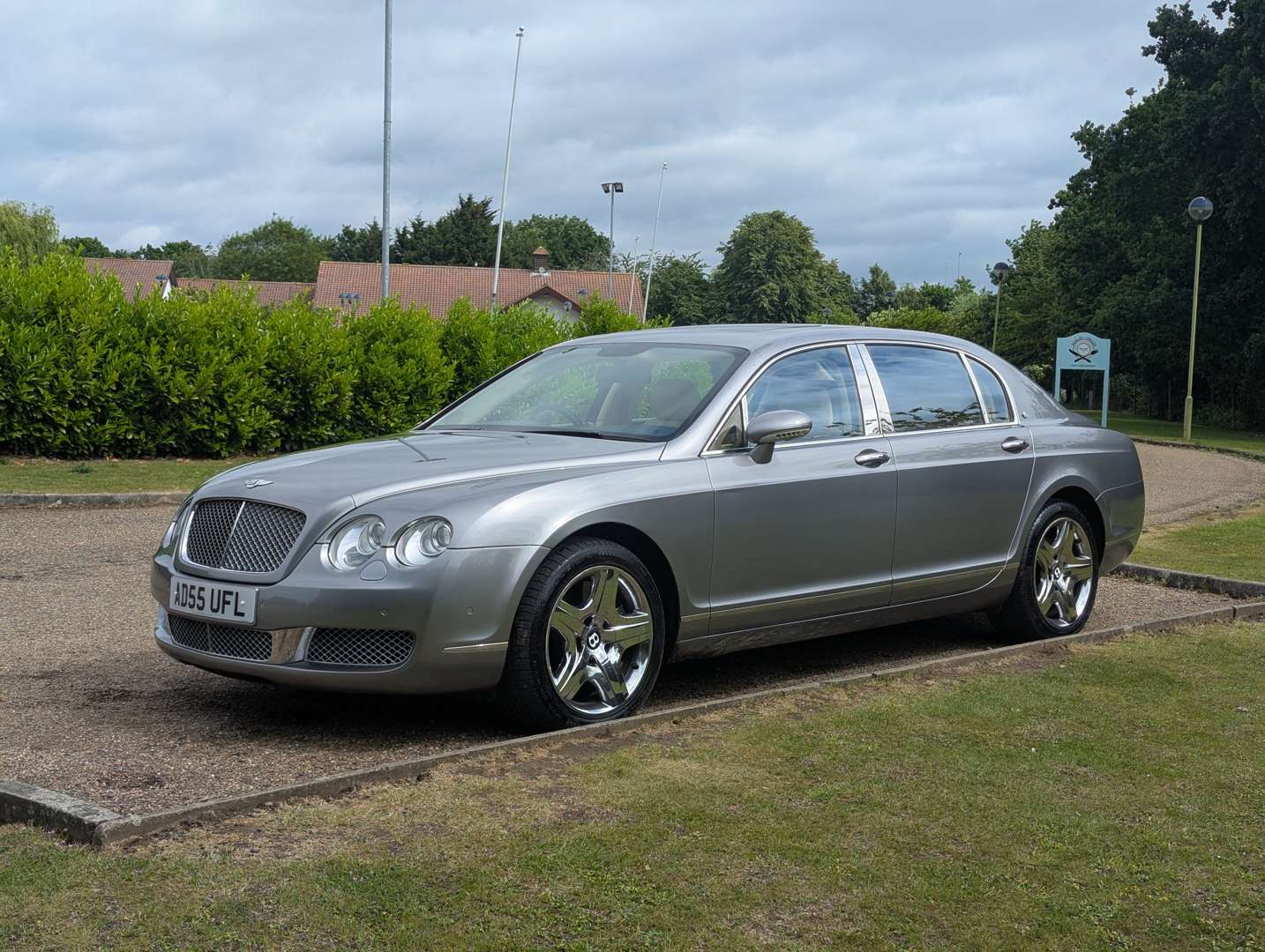 <p>2006 BENTLEY CONTINENTAL FLYING SPUR AUTO</p>