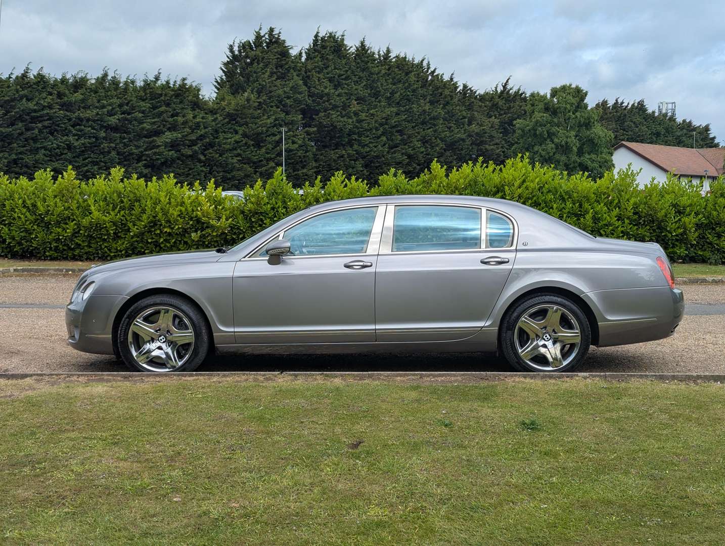 <p>2006 BENTLEY CONTINENTAL FLYING SPUR AUTO</p>
