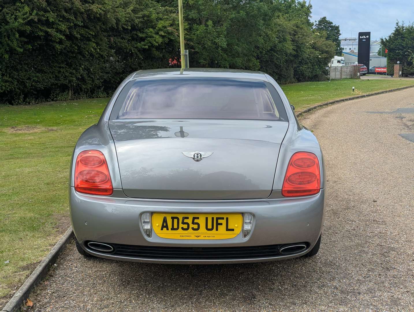<p>2006 BENTLEY CONTINENTAL FLYING SPUR AUTO</p>