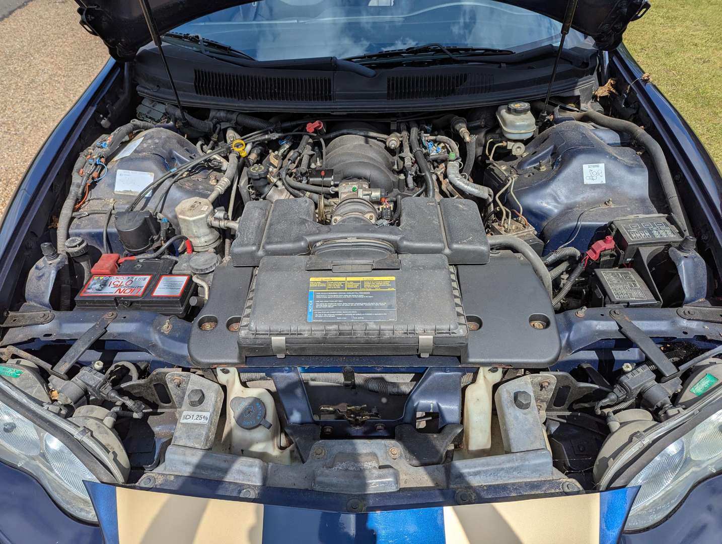 <p>2001 CHEVROLET CAMARO Z28 V8 LHD AUTO</p>