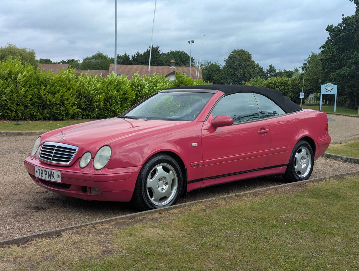 <p>1999 MERCEDES CLK 320 ELEGANCE AUTO</p>