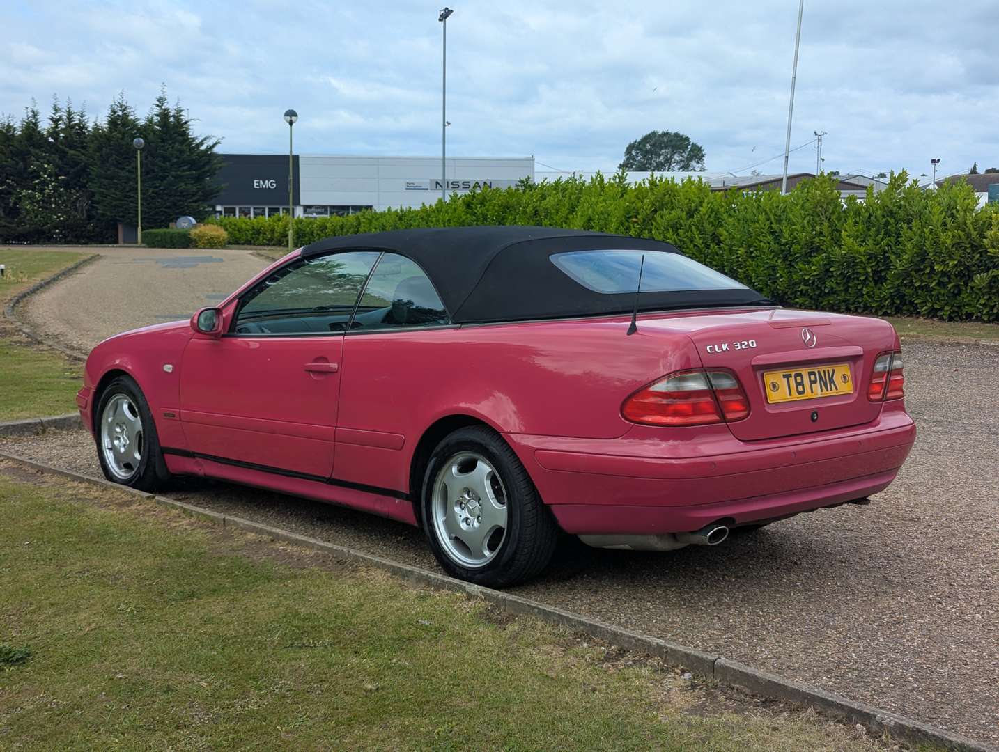 <p>1999 MERCEDES CLK 320 ELEGANCE AUTO</p>