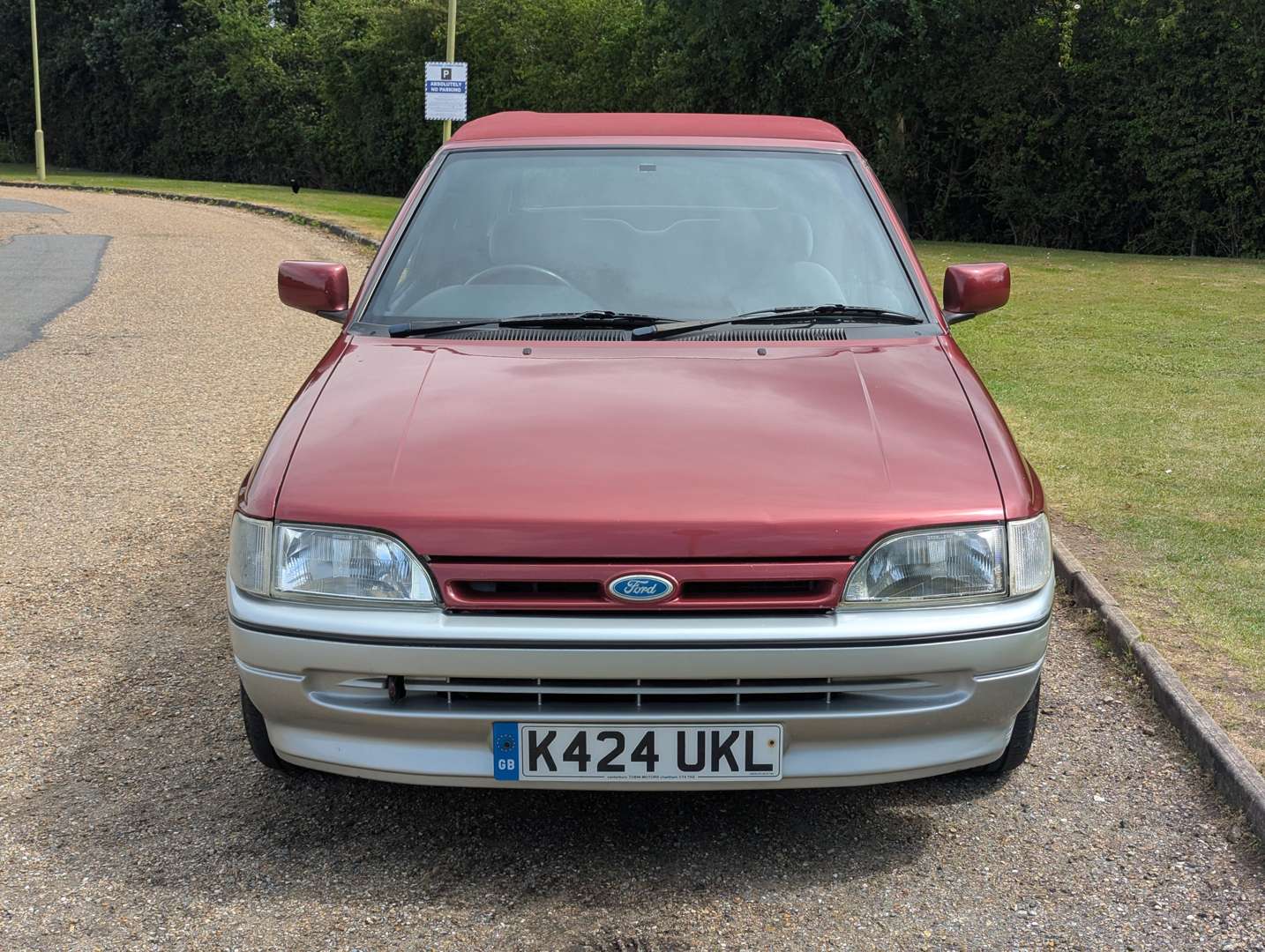 <p>1993 FORD ESCORT DASH CONVERTIBLE</p>