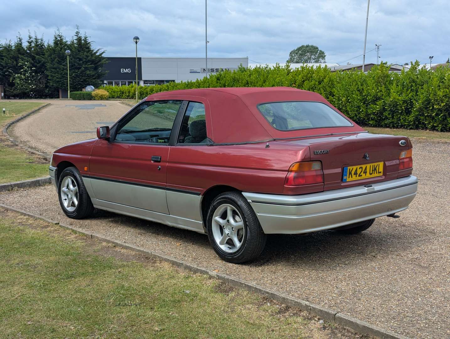 <p>1993 FORD ESCORT DASH CONVERTIBLE</p>