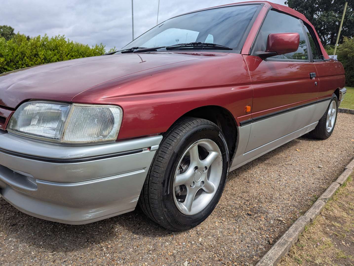 <p>1993 FORD ESCORT DASH CONVERTIBLE</p>