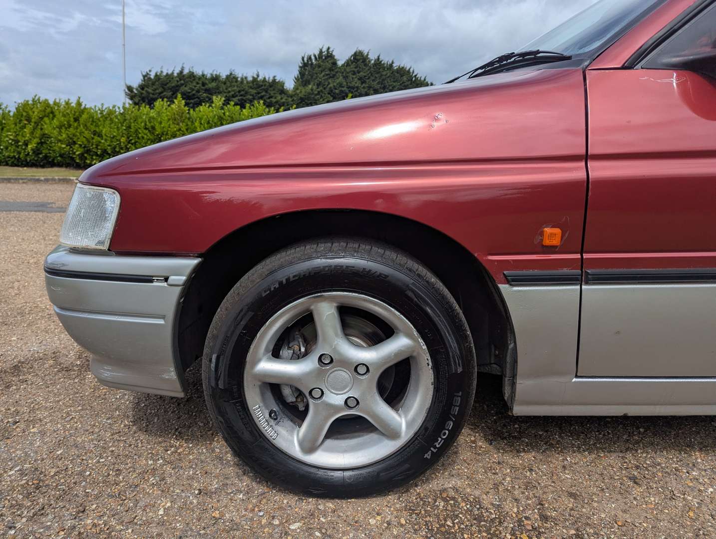 <p>1993 FORD ESCORT DASH CONVERTIBLE</p>