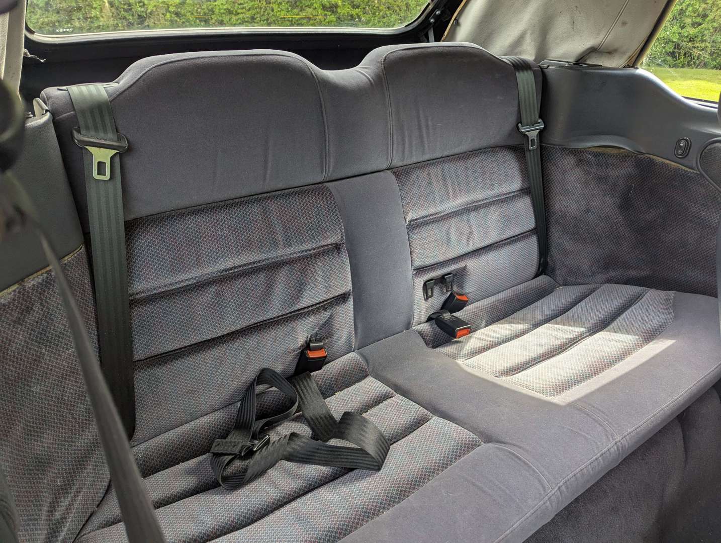 <p>1993 FORD ESCORT DASH CONVERTIBLE</p>