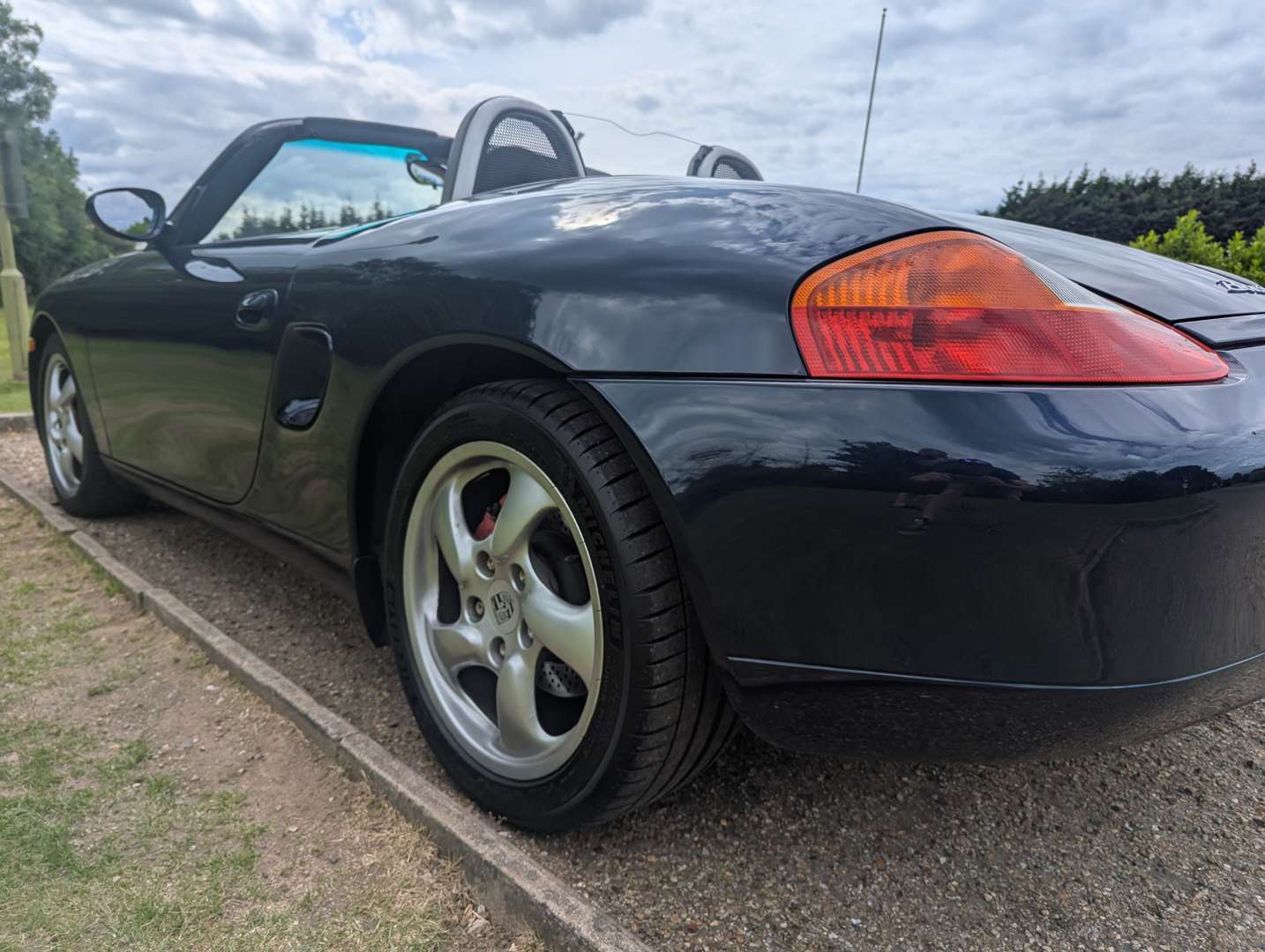 <p>2000 PORSCHE BOXSTER 3.2S</p>