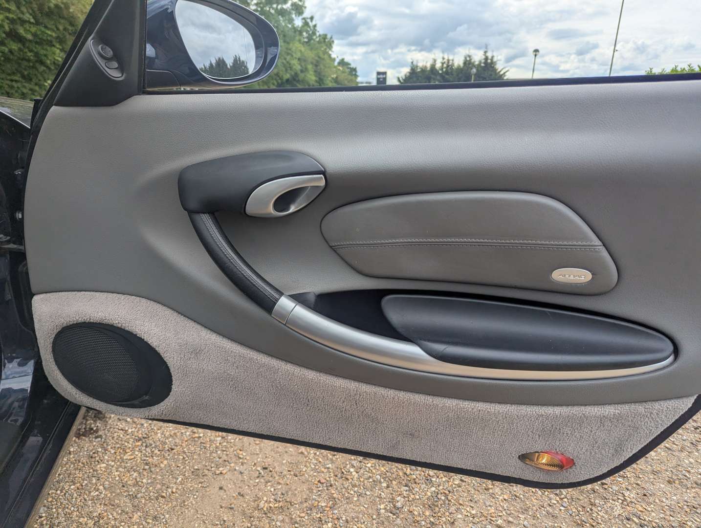 <p>2000 PORSCHE BOXSTER 3.2S</p>