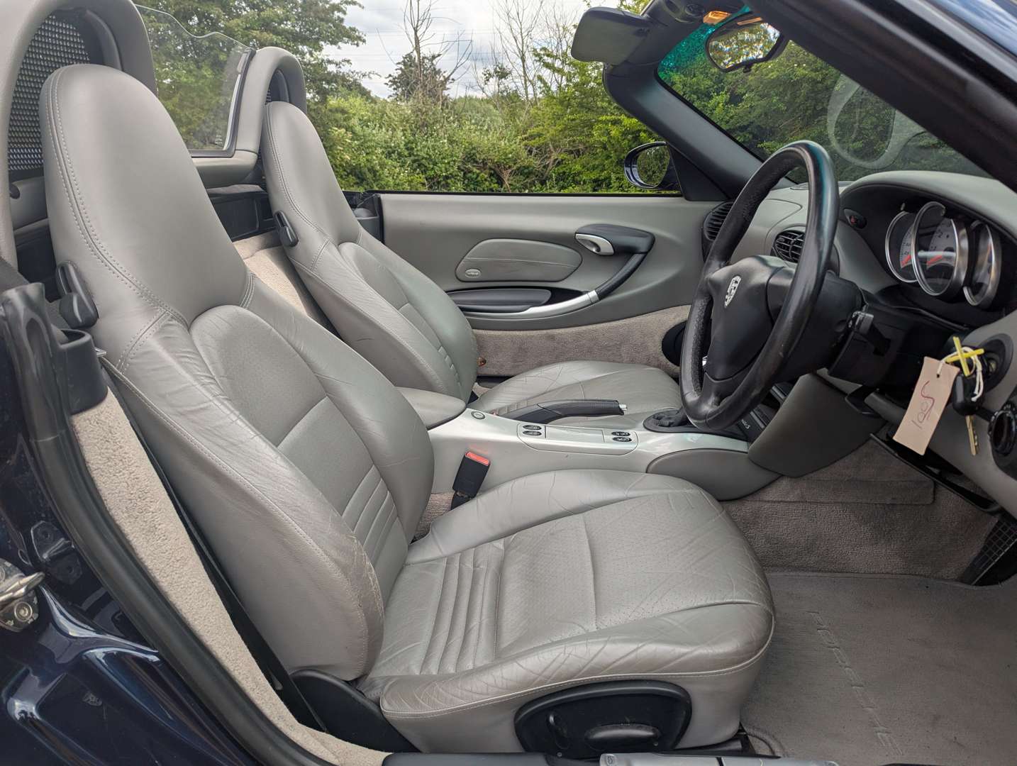 <p>2000 PORSCHE BOXSTER 3.2S</p>