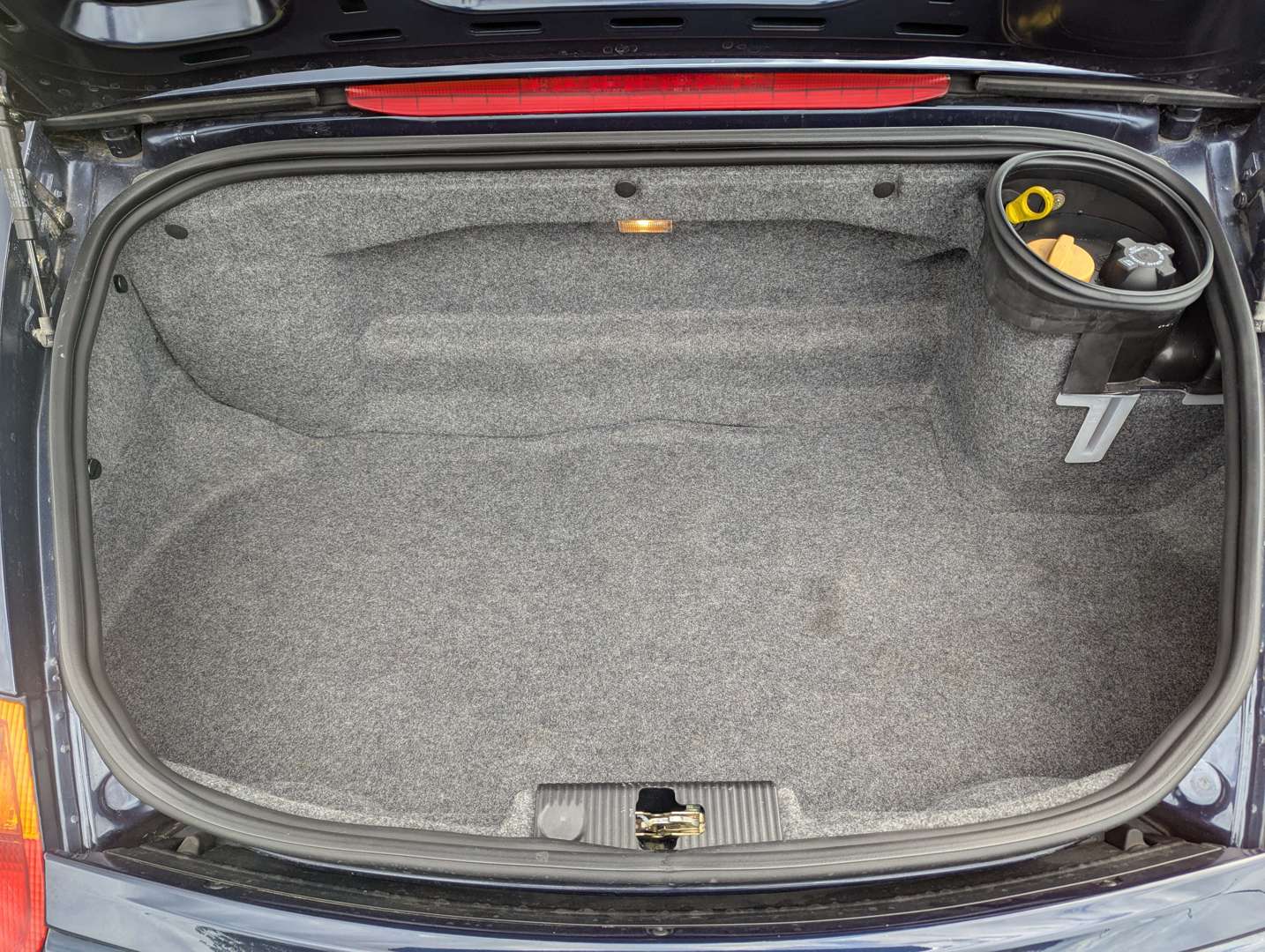 <p>2000 PORSCHE BOXSTER 3.2S</p>