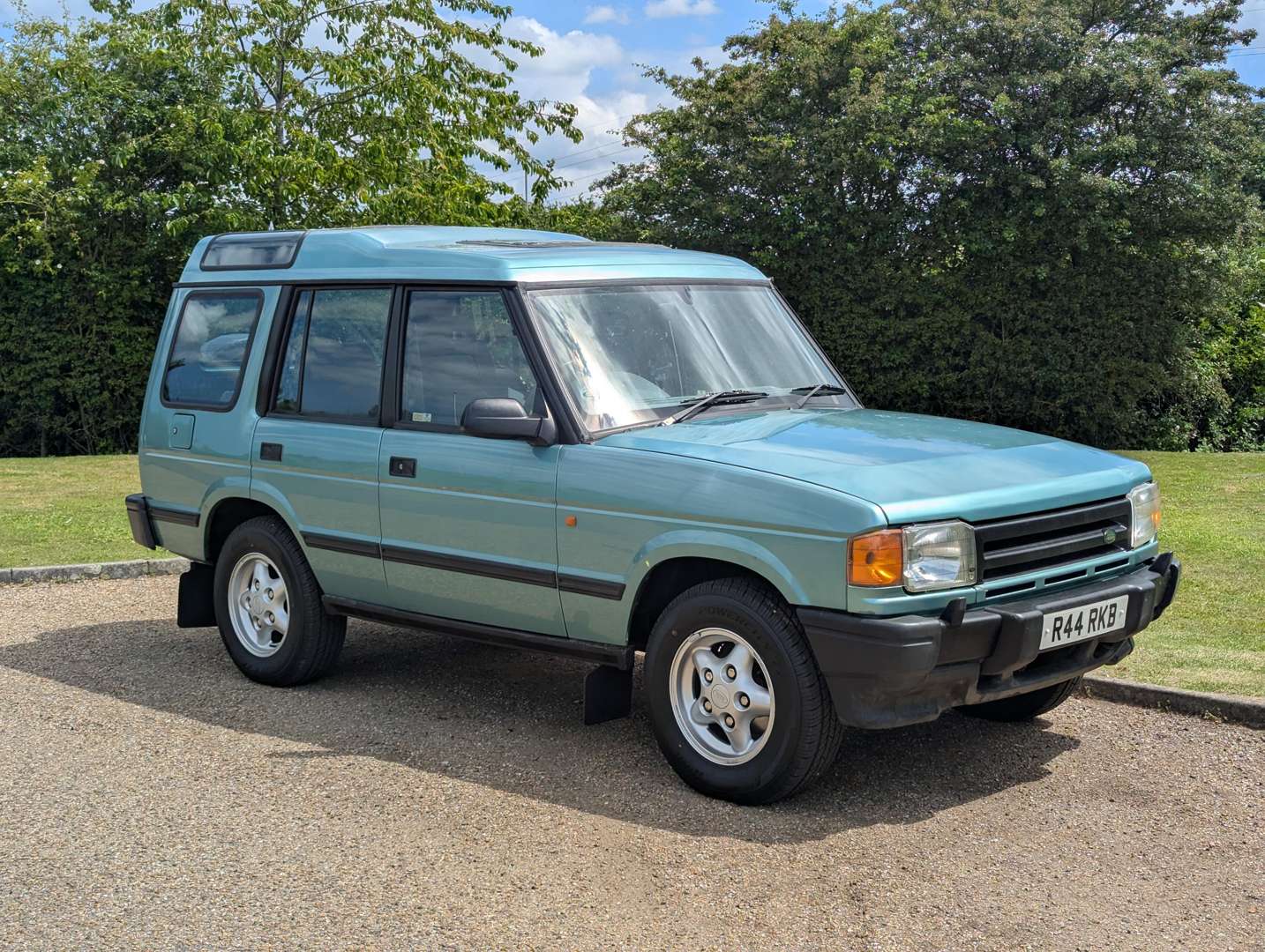 <p>1997 LAND ROVER DISCOVERY 2.5TDI AUTO ONE REGISTERED OWNER</p>
