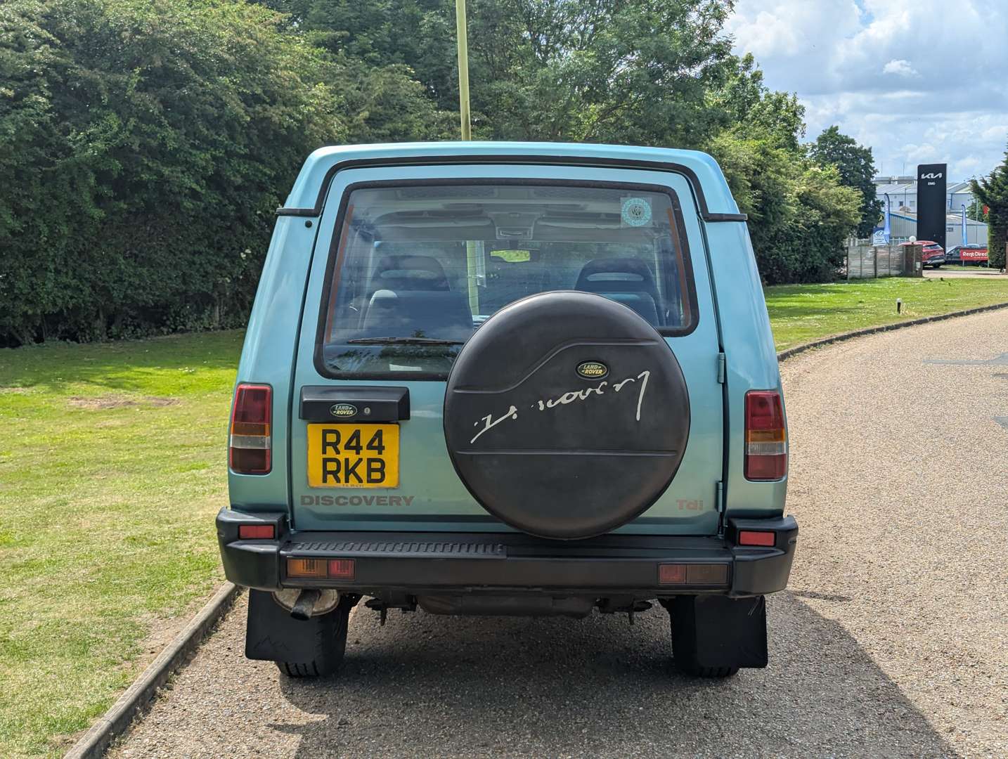 <p>1997 LAND ROVER DISCOVERY 2.5TDI AUTO ONE REGISTERED OWNER</p>