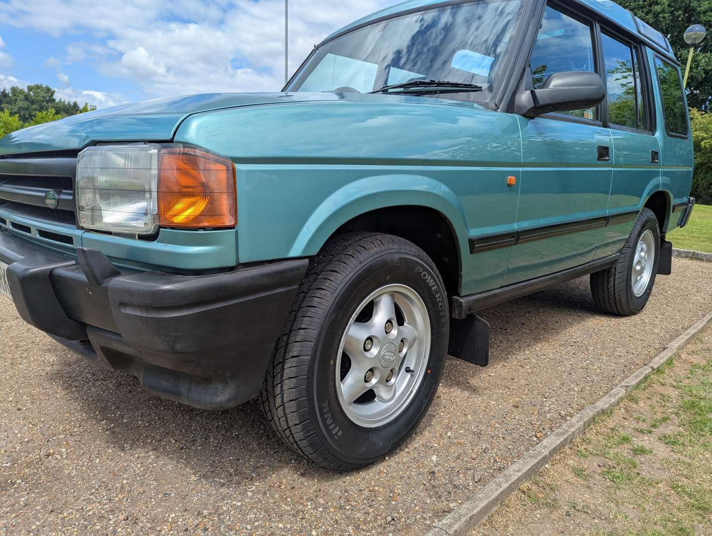 <p>1997 LAND ROVER DISCOVERY 2.5TDI AUTO ONE REGISTERED OWNER</p>
