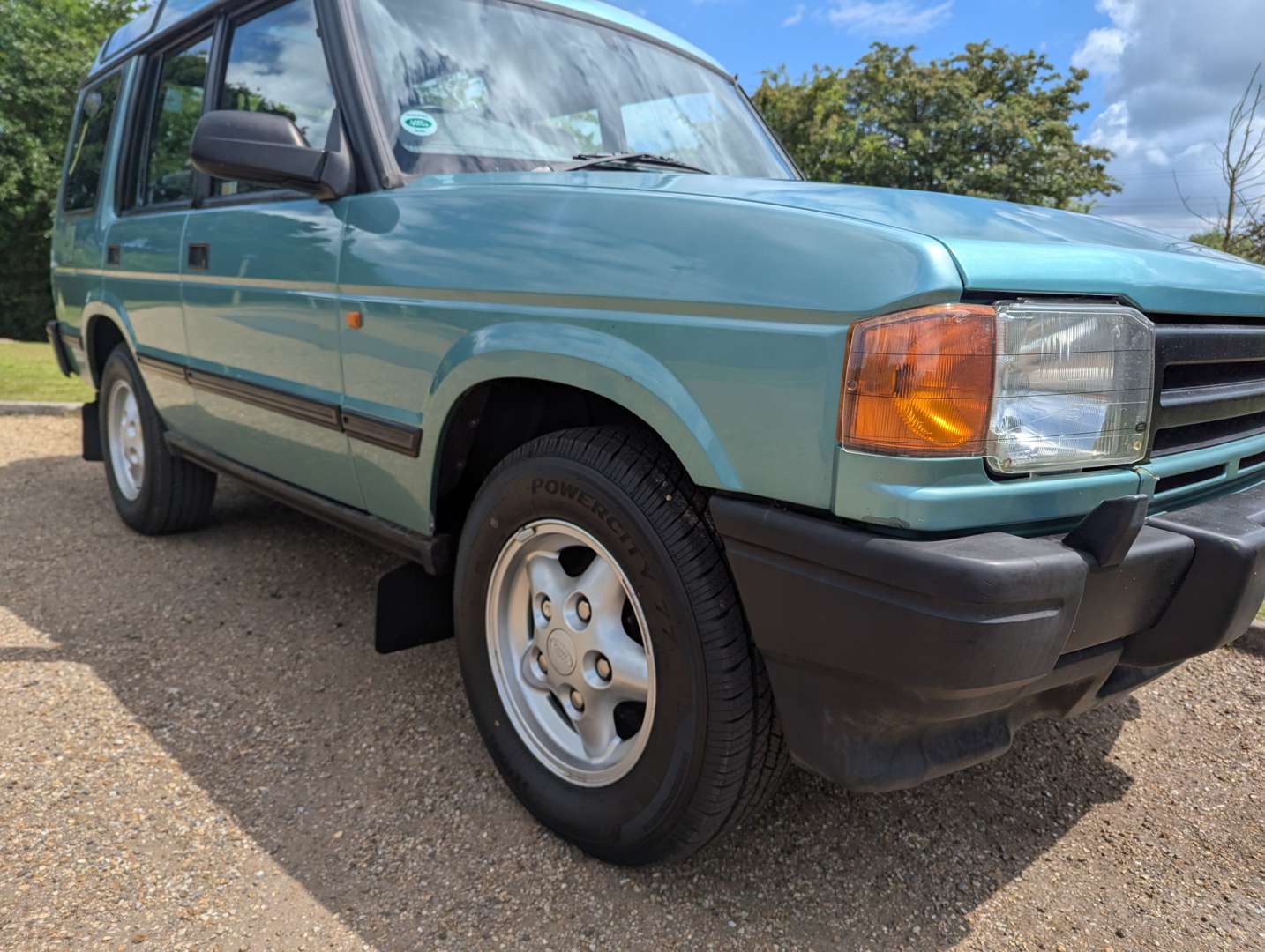 <p>1997 LAND ROVER DISCOVERY 2.5TDI AUTO ONE REGISTERED OWNER</p>