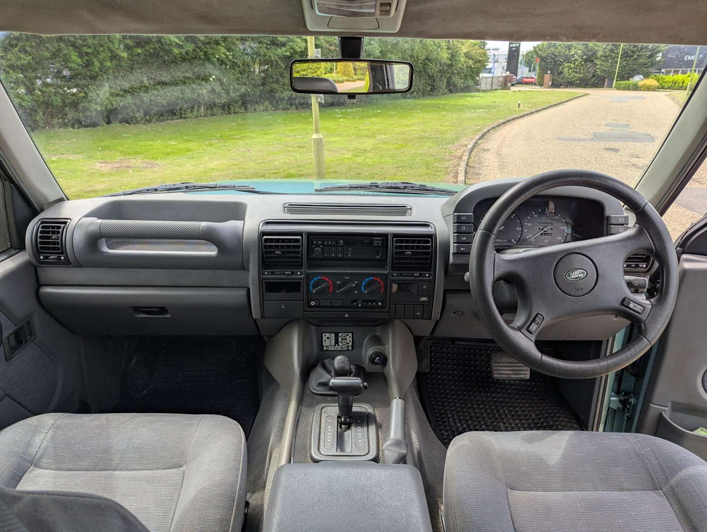 <p>1997 LAND ROVER DISCOVERY 2.5TDI AUTO ONE REGISTERED OWNER</p>
