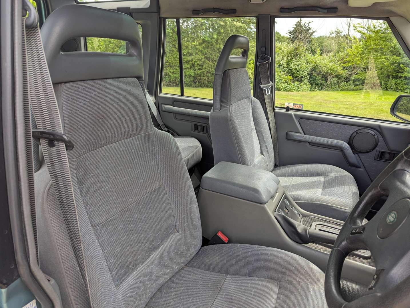 <p>1997 LAND ROVER DISCOVERY 2.5TDI AUTO ONE REGISTERED OWNER</p>