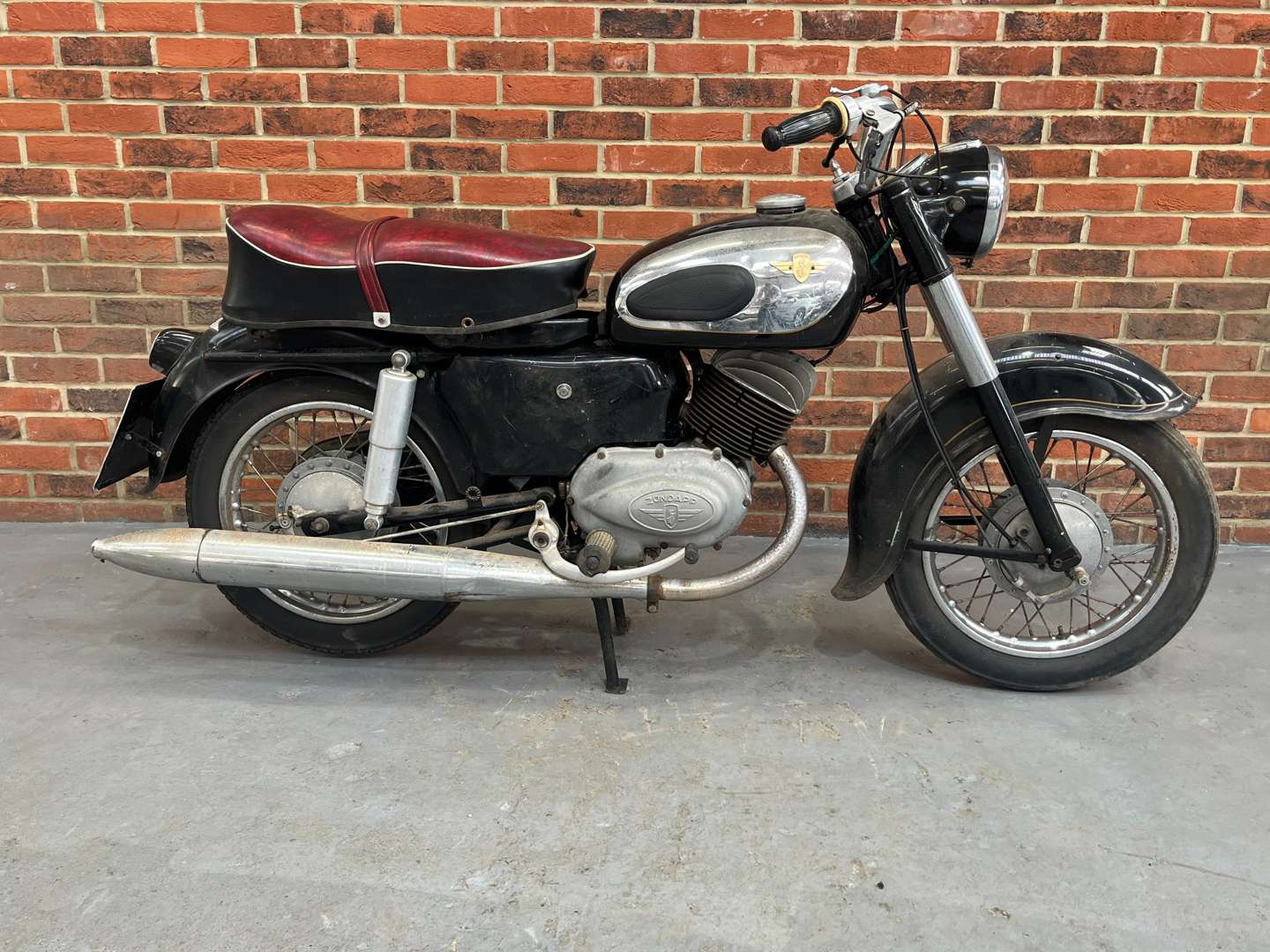 <p>1957 ZUNDAPP 200S</p>