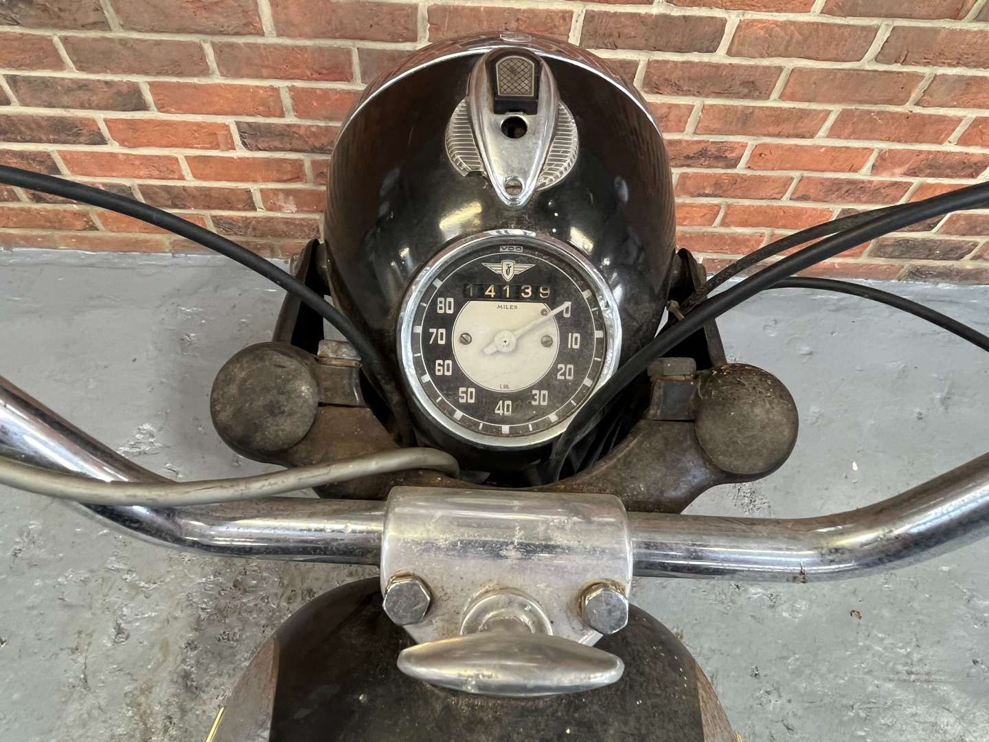 <p>1957 ZUNDAPP 200S</p>