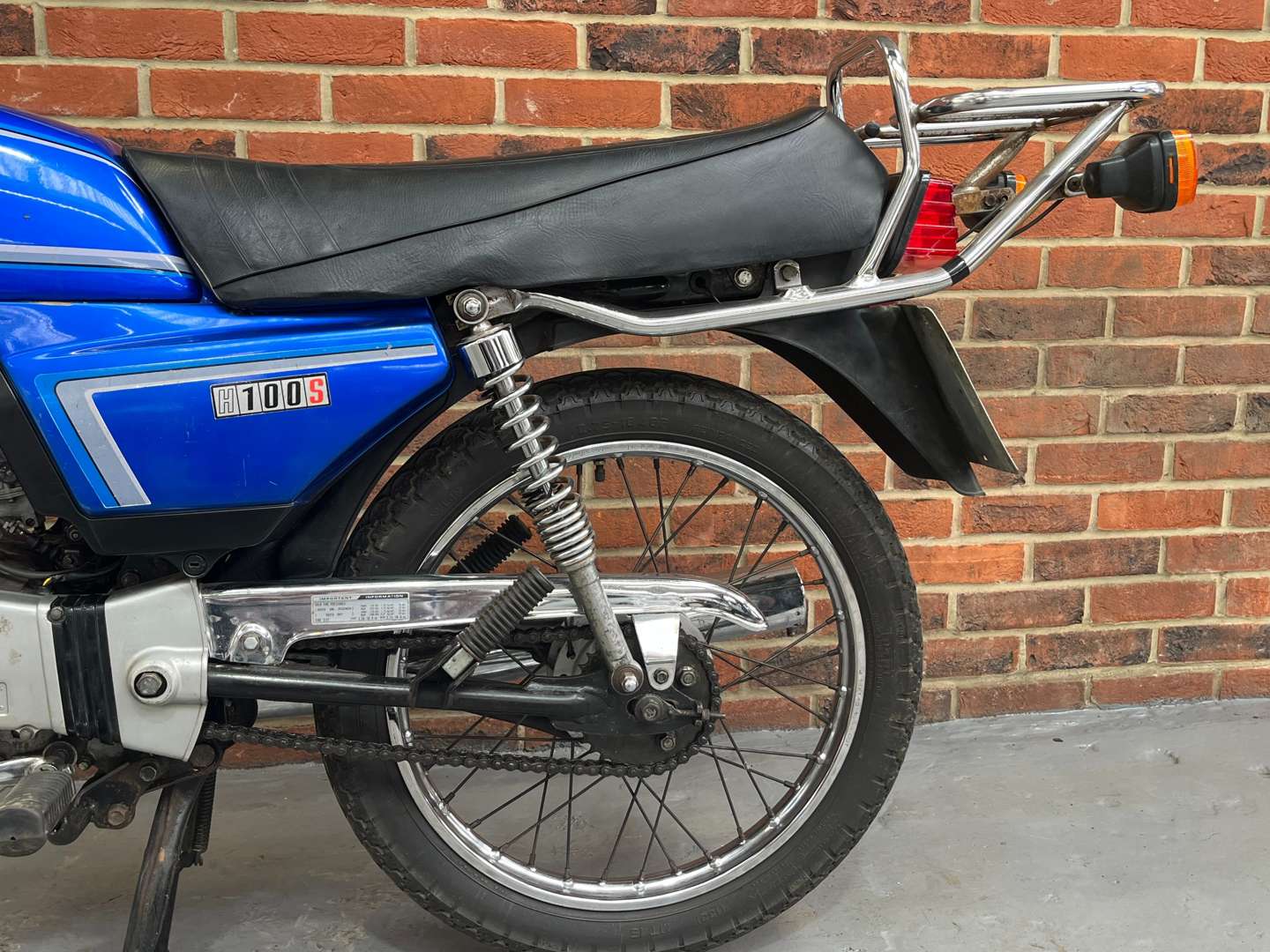 <p>1985 HONDA H100S</p>