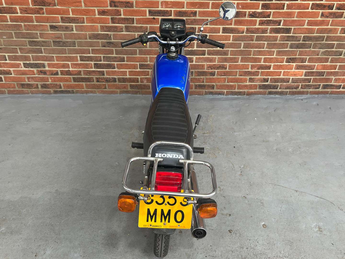 <p>1985 HONDA H100S</p>