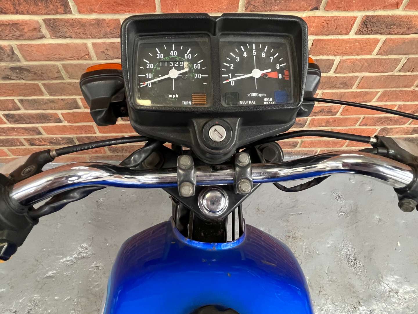 <p>1985 HONDA H100S</p>