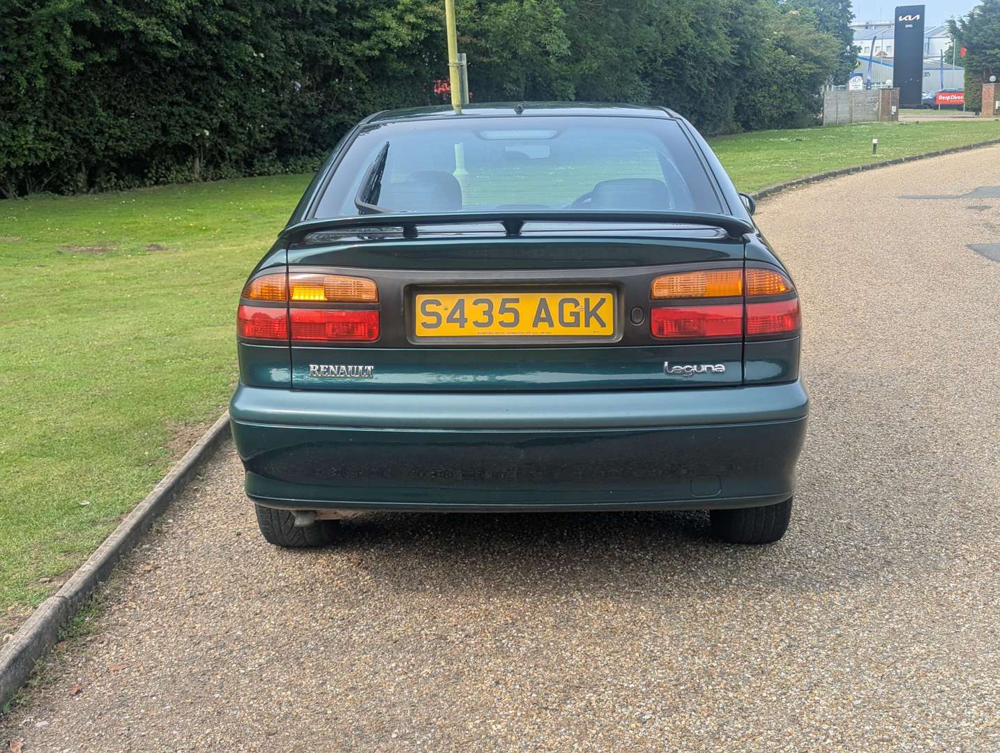 <p>1998 RENAULT LAGUNA EXECUTIVE V6 AUTO</p>