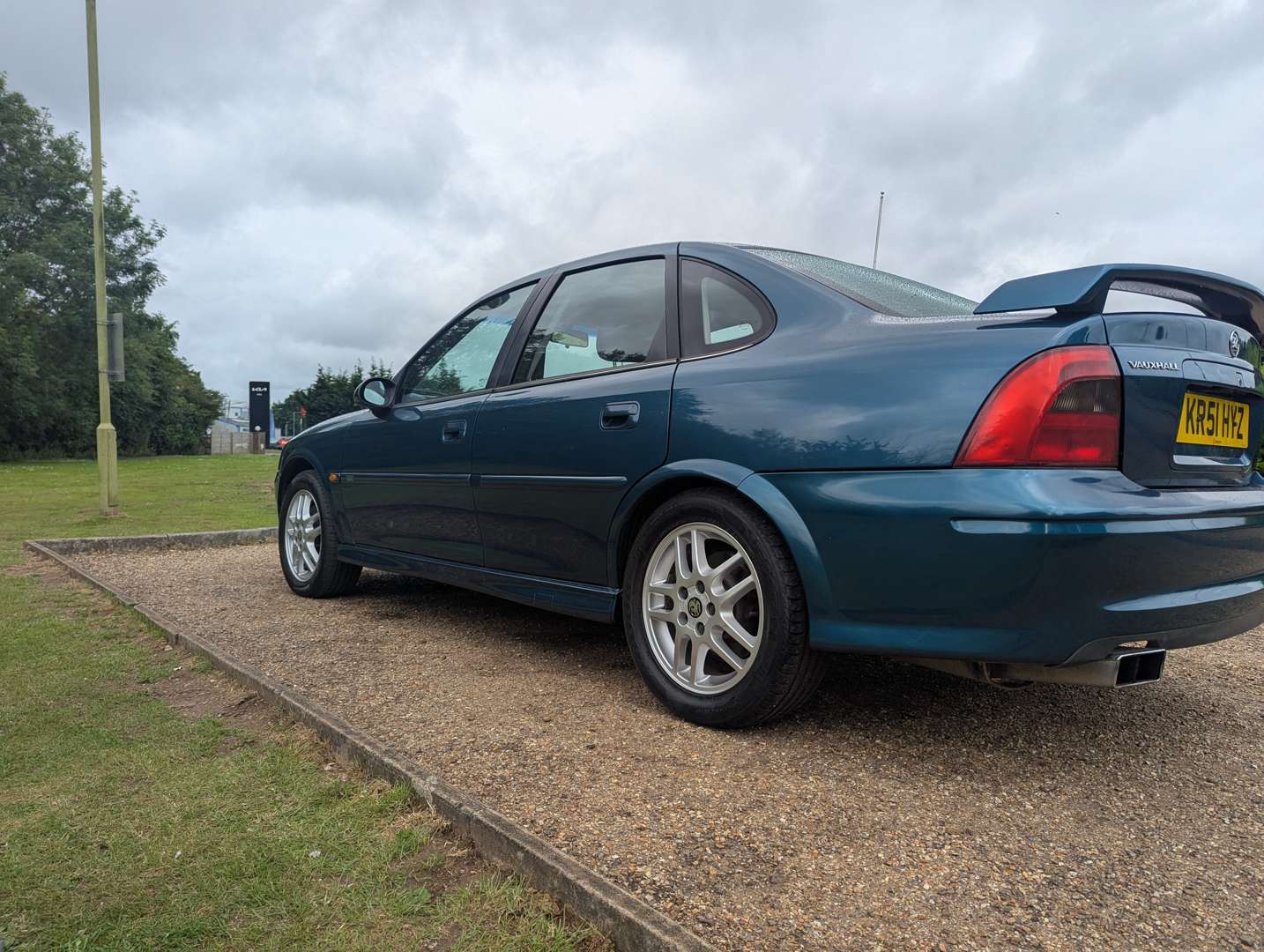 <p>2001 VAUXHALL VECTRA SRI V6</p>